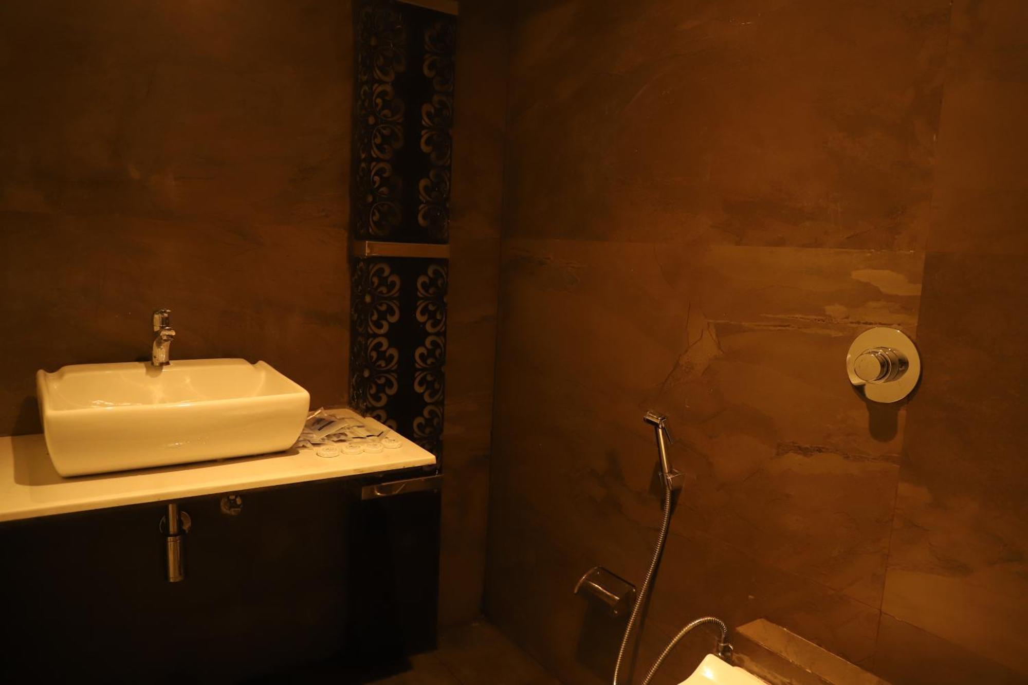 Sai Pritam Hotel 3*
