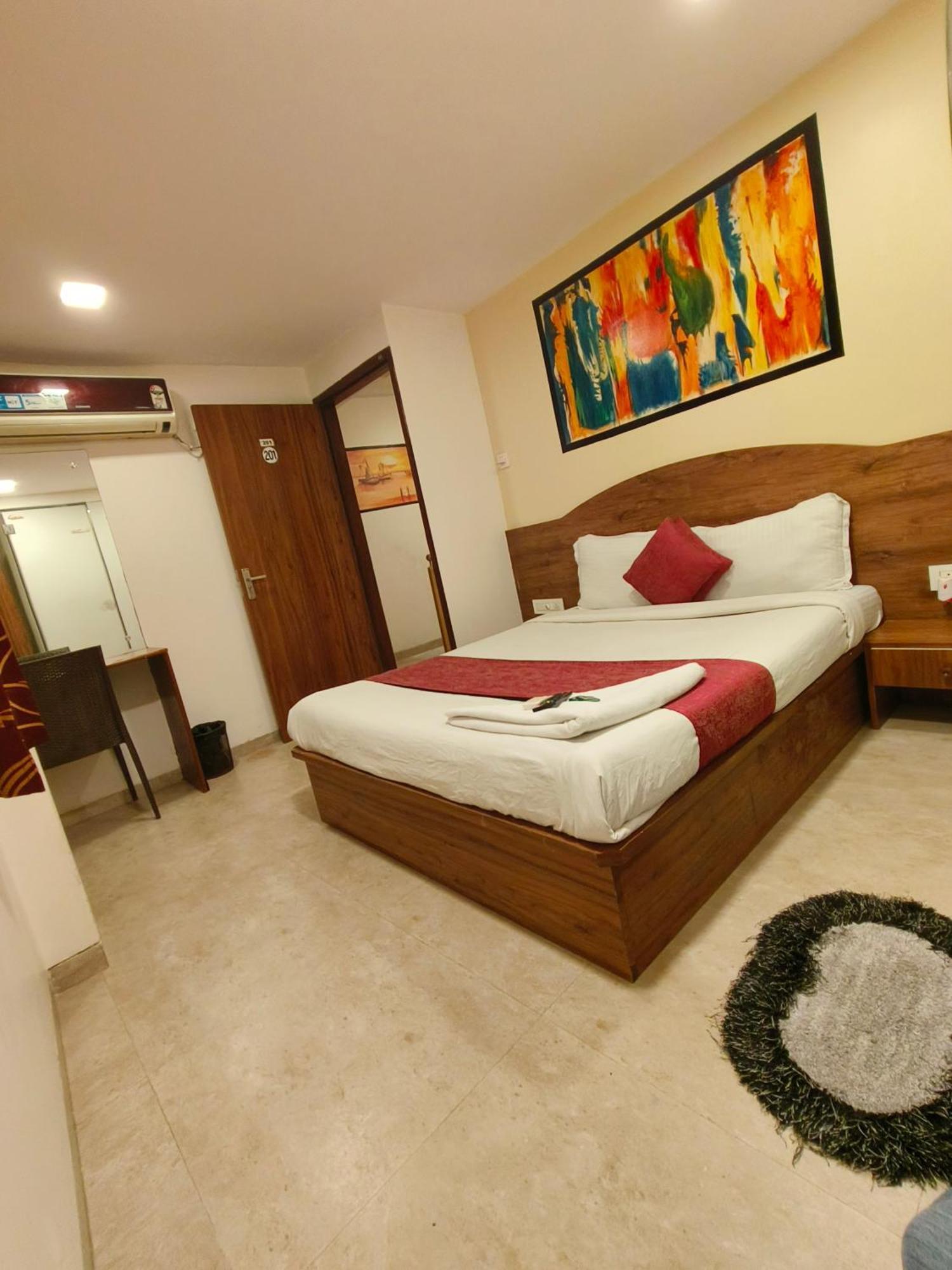 Crown Juhu 2* Mumbai