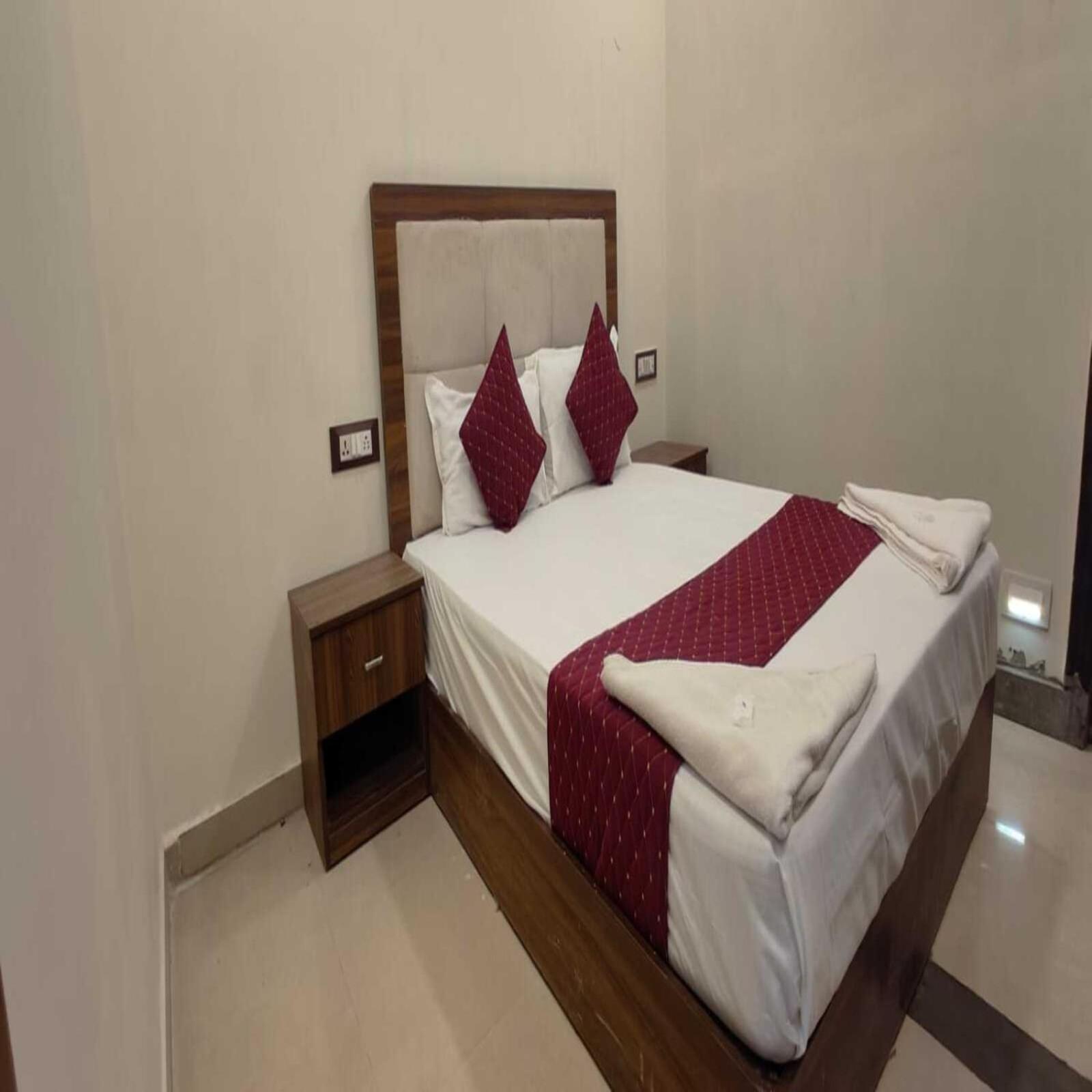 Blue Sky Residency 3* Mumbai