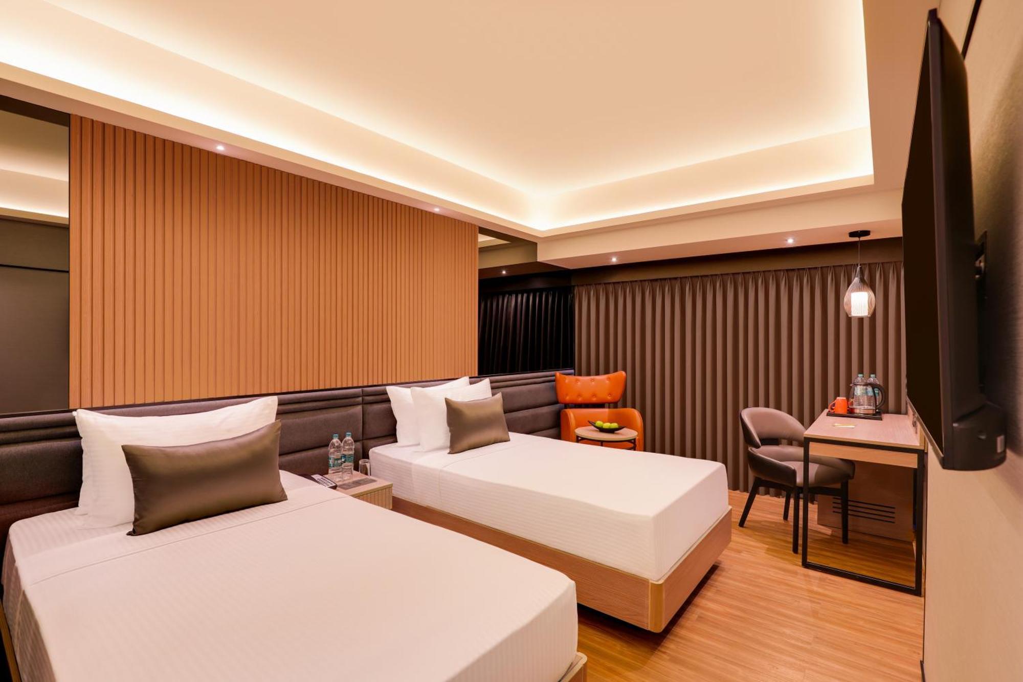 Lemon Tree Premier, Malad, Hotel Mumbai