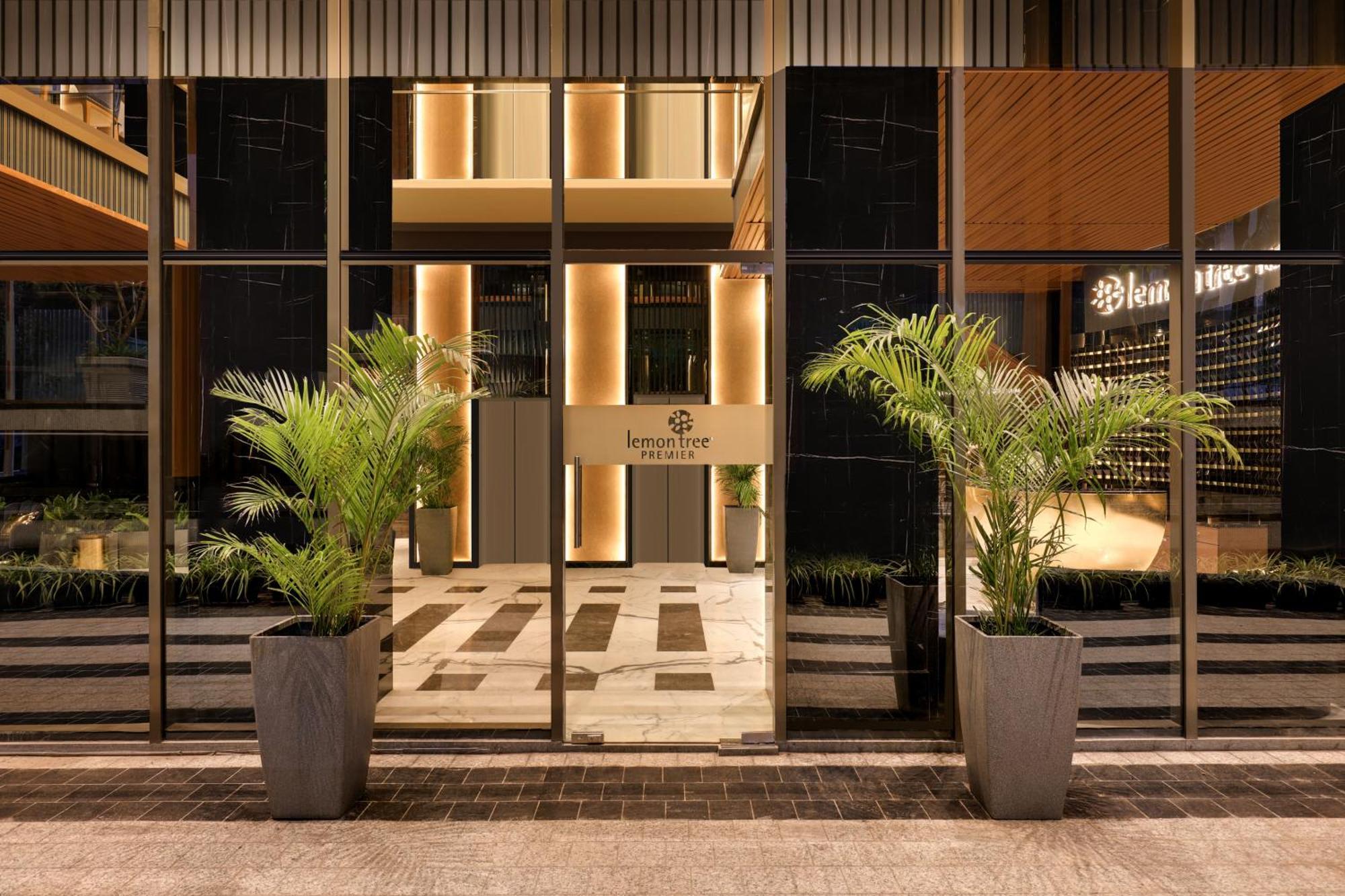Hotel Lemon Tree Premier, Malad, Mumbai