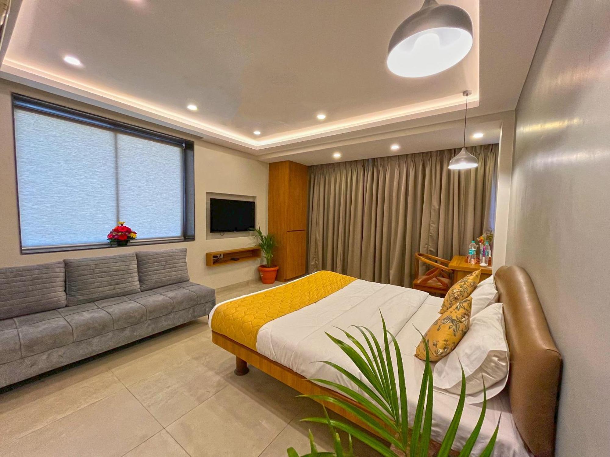 Parklane 3* Mumbai