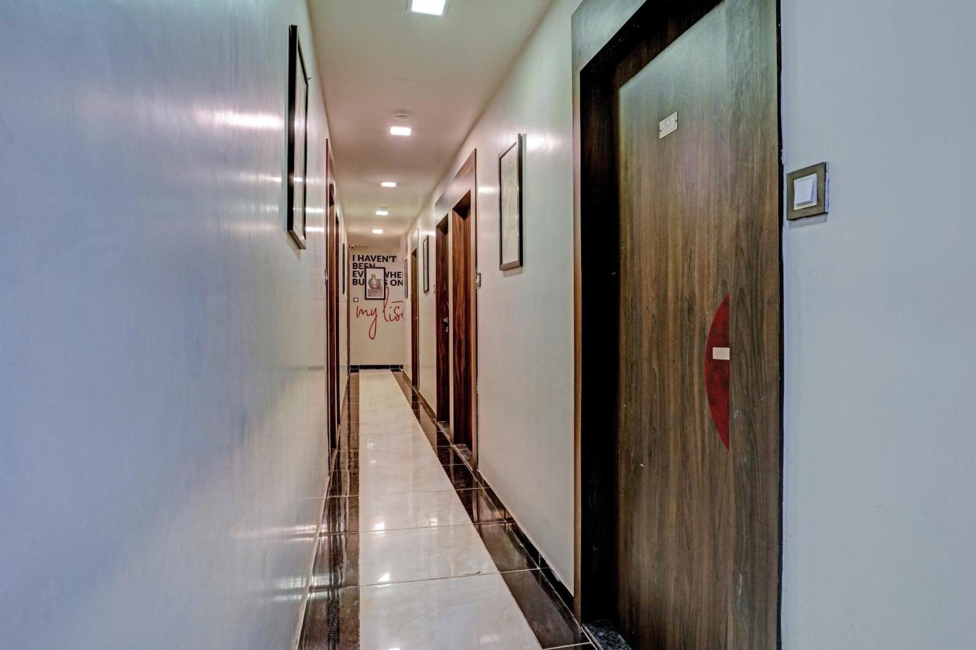 Hotel O Blue Near R Mall Mumbai