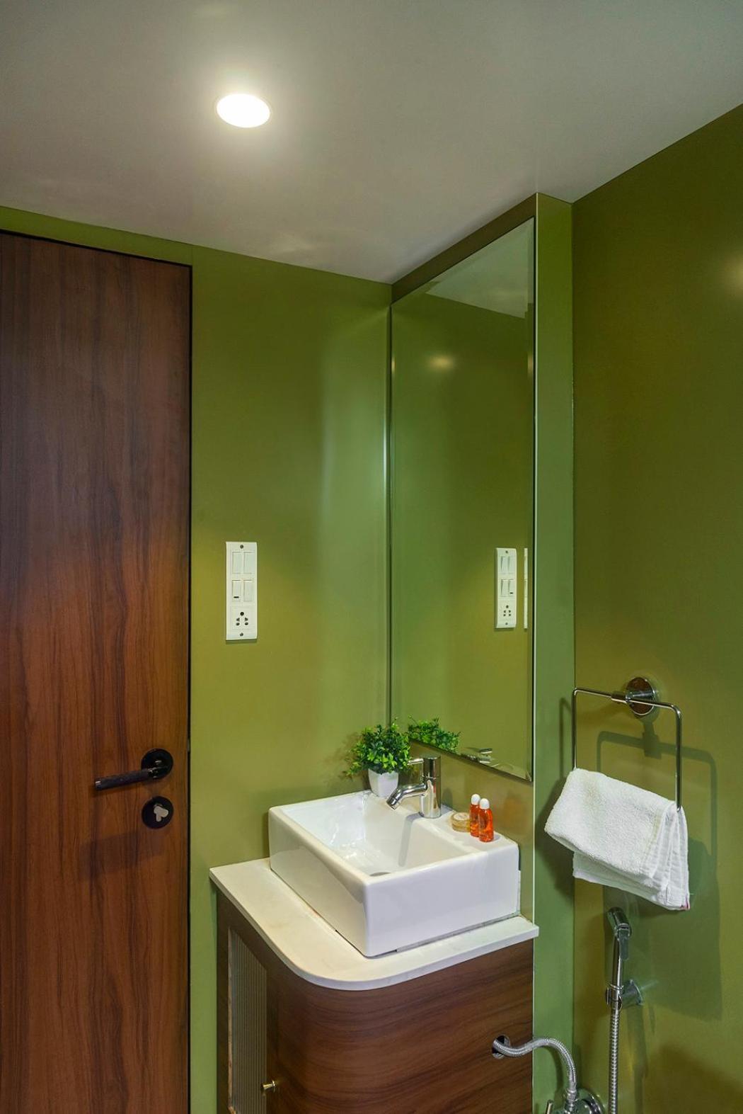 Orritel West Hotel 3*