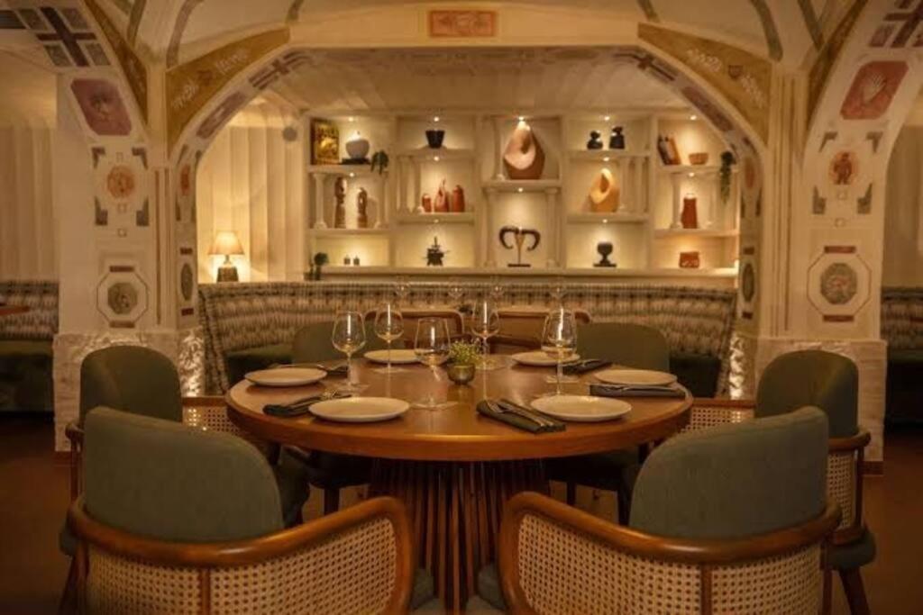 72 Pali Village A Cozy Vintage By Connekt Homes Mumbai