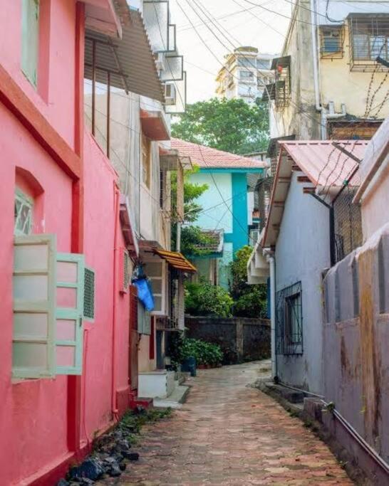 72 Pali Village A Cozy Vintage By Connekt Homes Mumbai