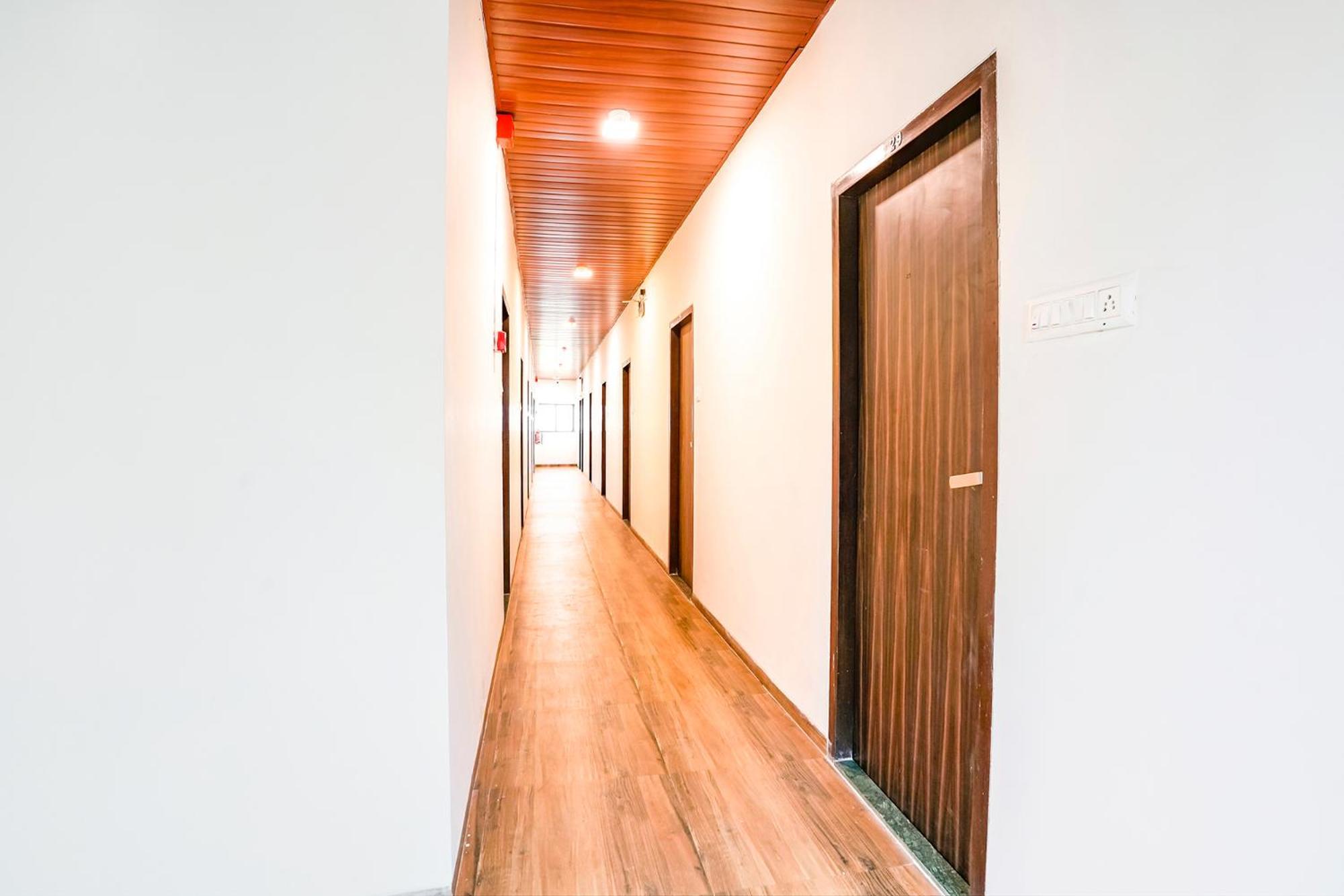 Fabexpress View - Powai Hotel