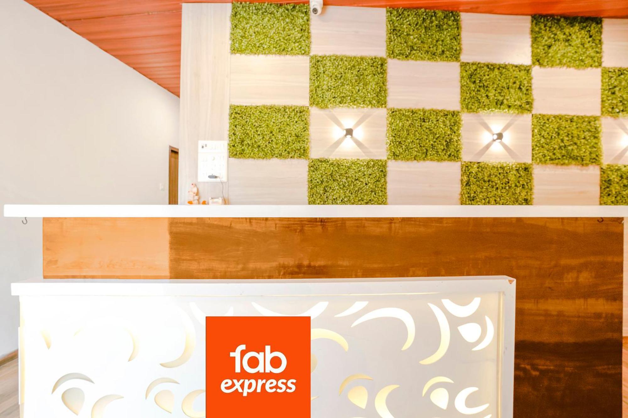 Fabexpress View - Powai Hotel