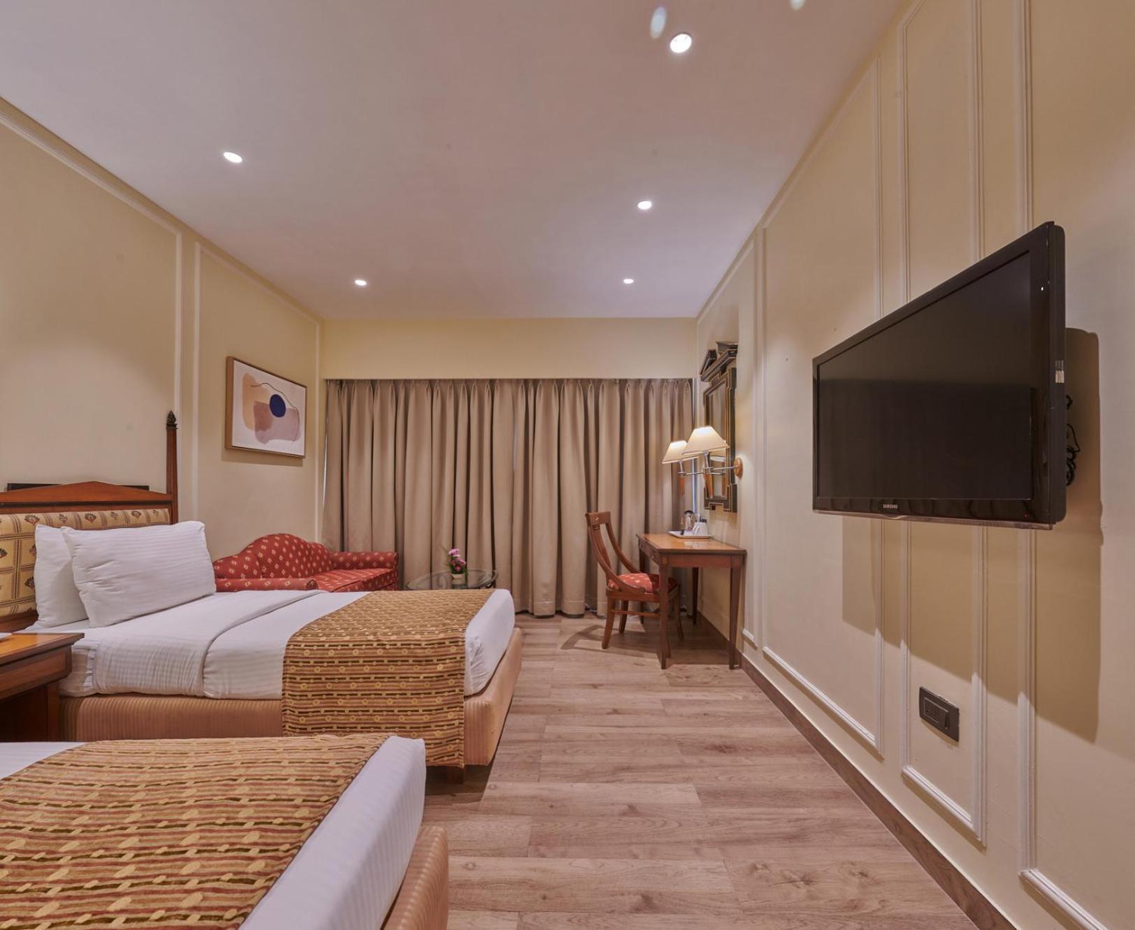 Residency Andheri Hotel