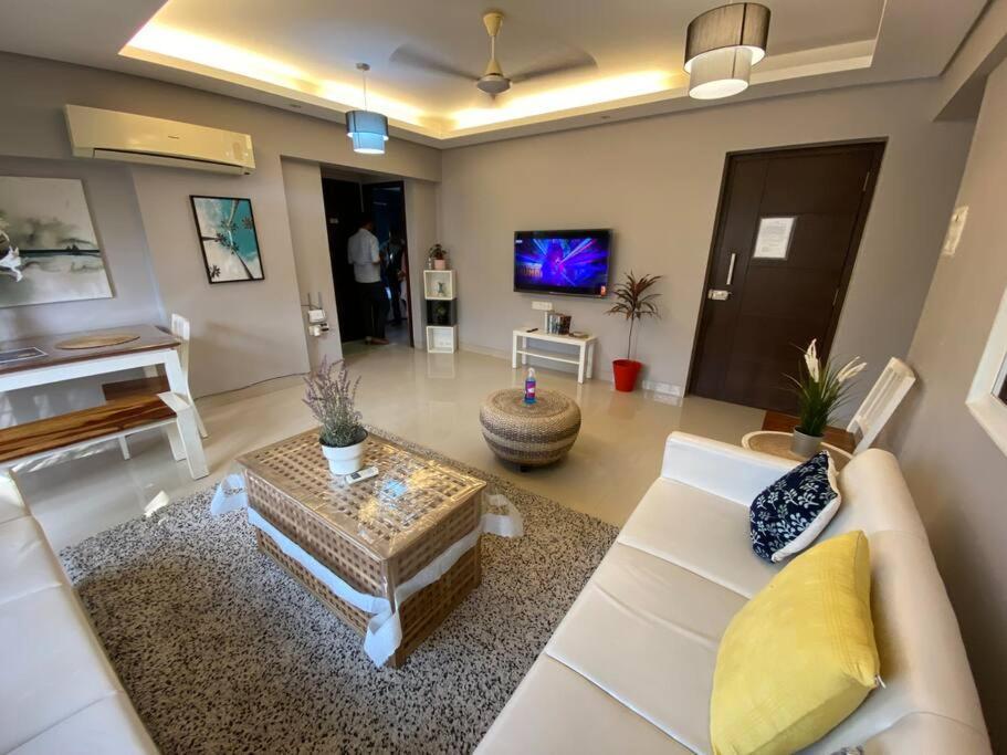 Apartment Sterling 401, Off Carter Road, Bandra West By Connekt Homes Mumbai