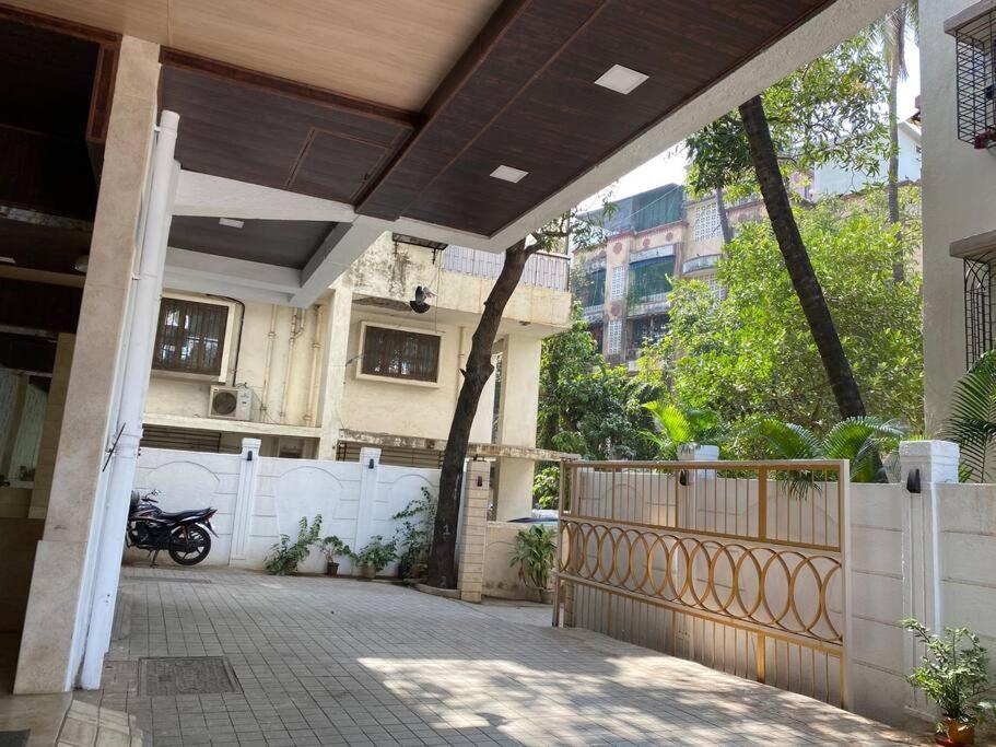 Sterling 401, Off Carter Road, Bandra West By Connekt Homes * Mumbai