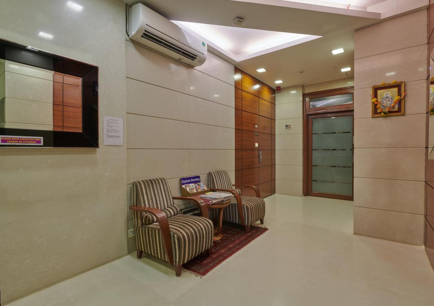 Bentley Marine Drive Hotel 2*