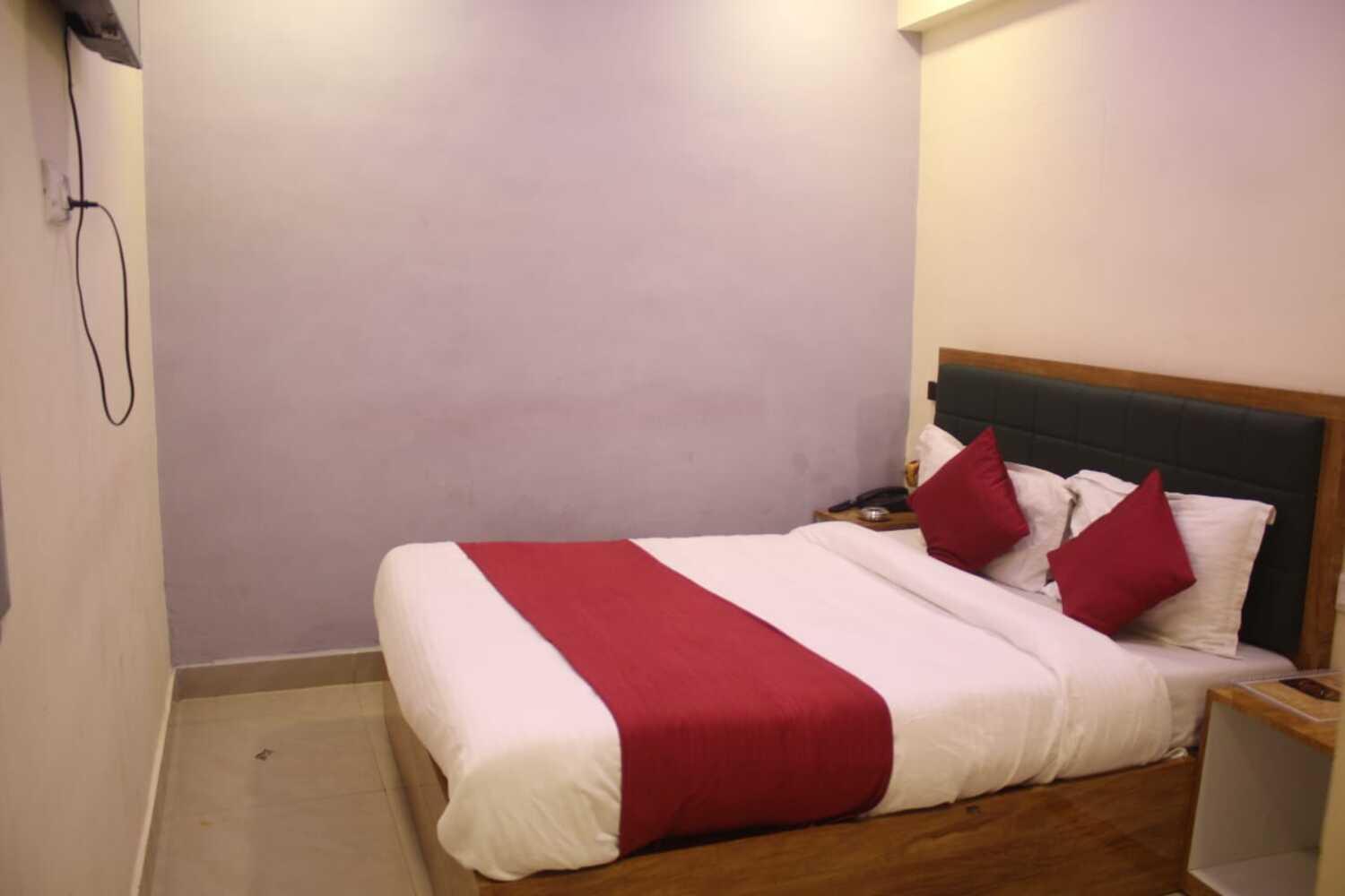Hotel Siddharth Residency- Siddharth Nagar, Goregaon West 2*