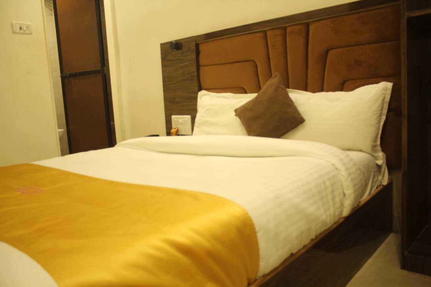 Siddharth Residency- Siddharth Nagar, Goregaon West 2* Mumbai