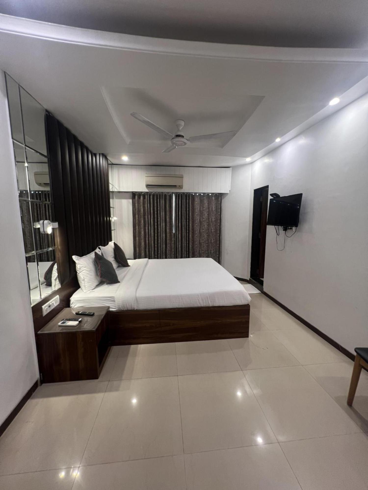 Supreme - Cuffe Parade 3* Mumbai