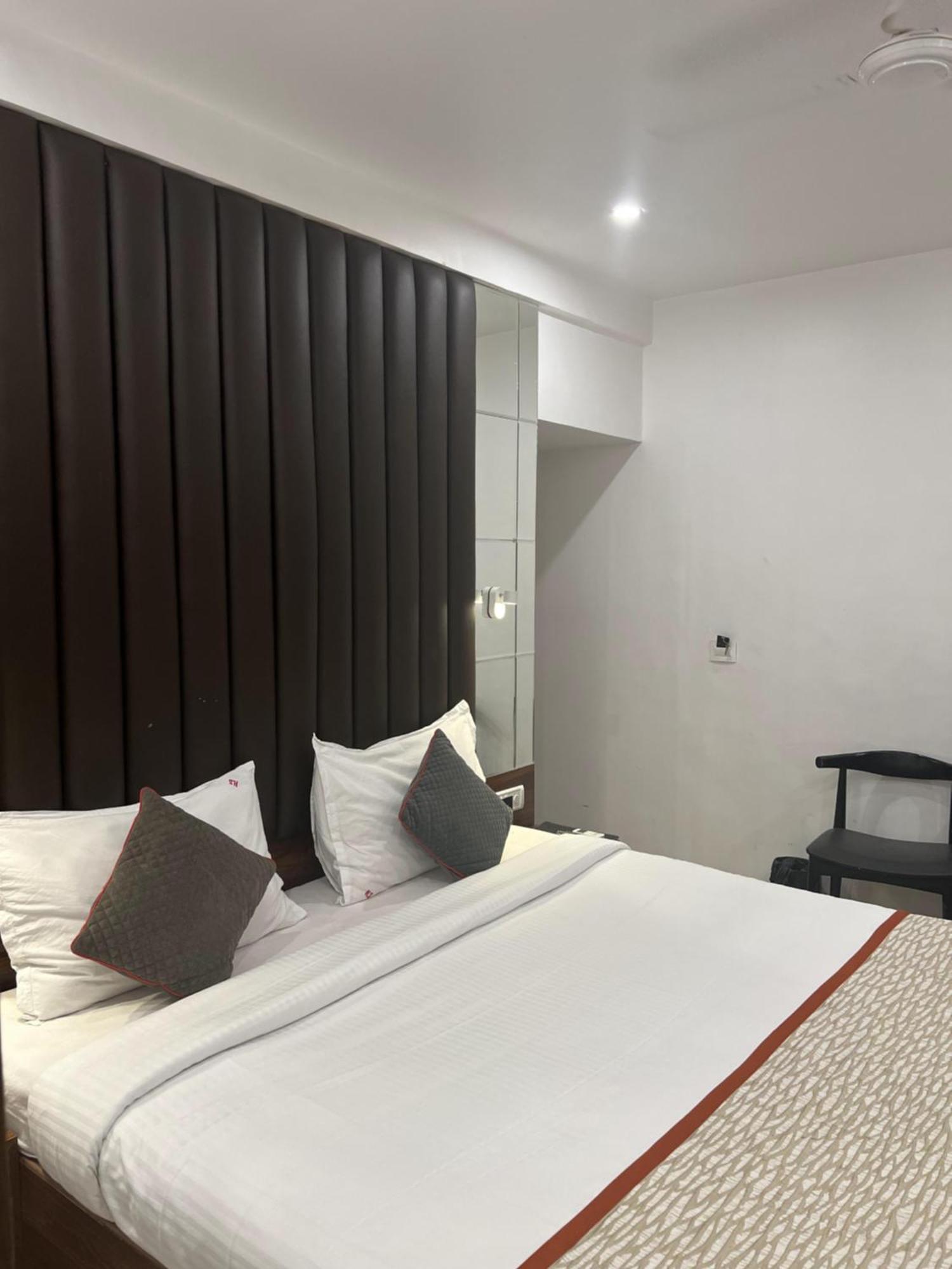 Hotel Supreme - Cuffe Parade Mumbai