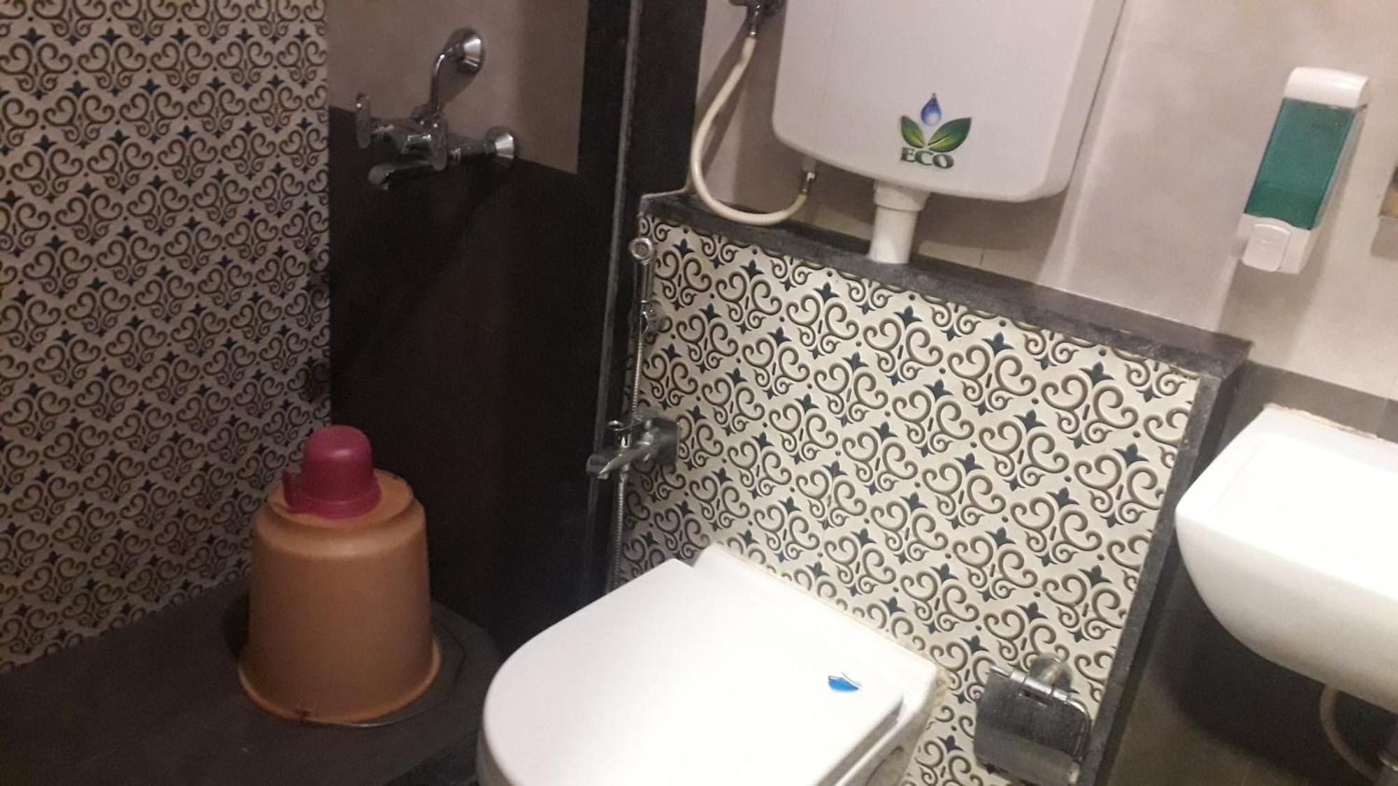 Hotel Shine Hospitality Crown Mumbai