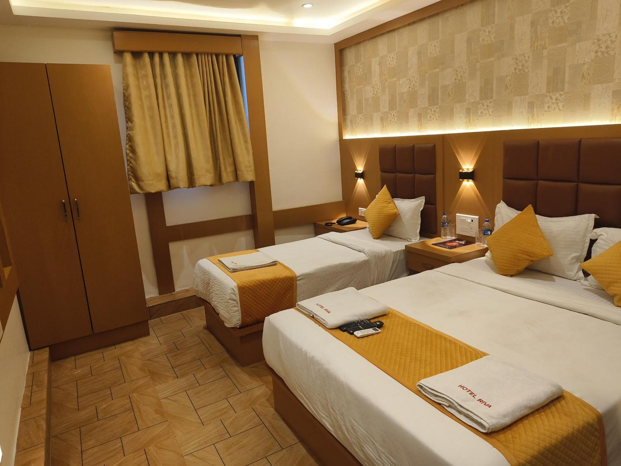 Hotel Riva International Goregaon- Near Nesco 3*