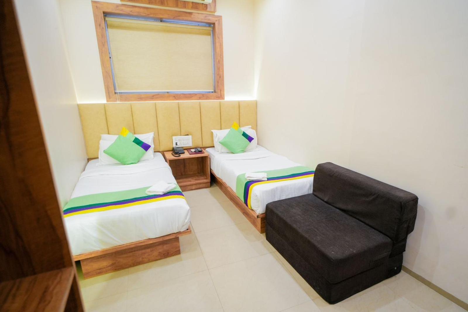 Hotel Skylink Hospitality Next To Amber Imperial 3*