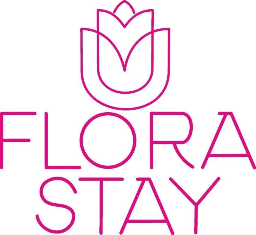 Apartment 1br Service In Bkc By Florastays