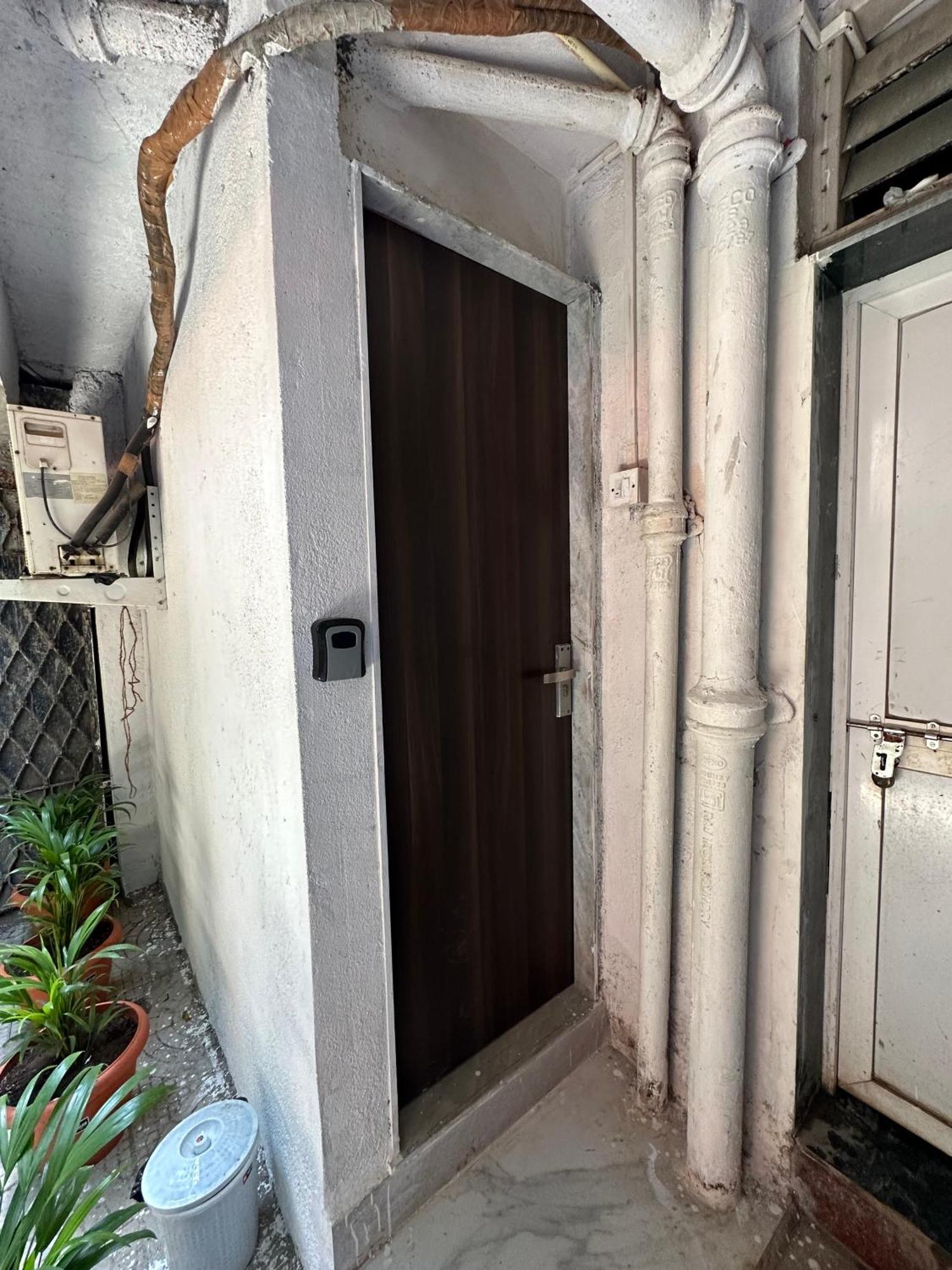 Ravish Apartment, Juhu Mumbai