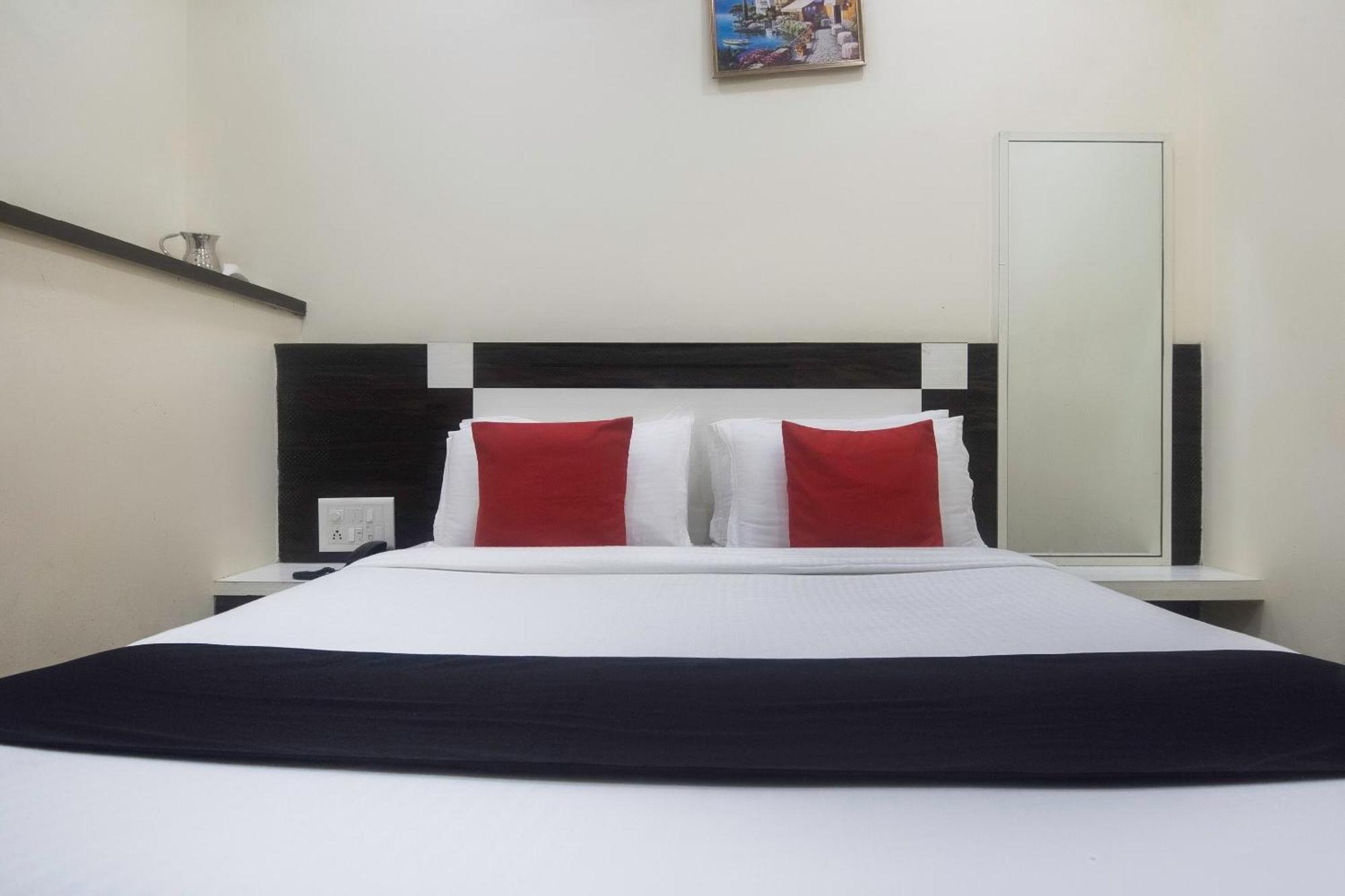 Hotel Capital O 6202 Ashir Mumbai