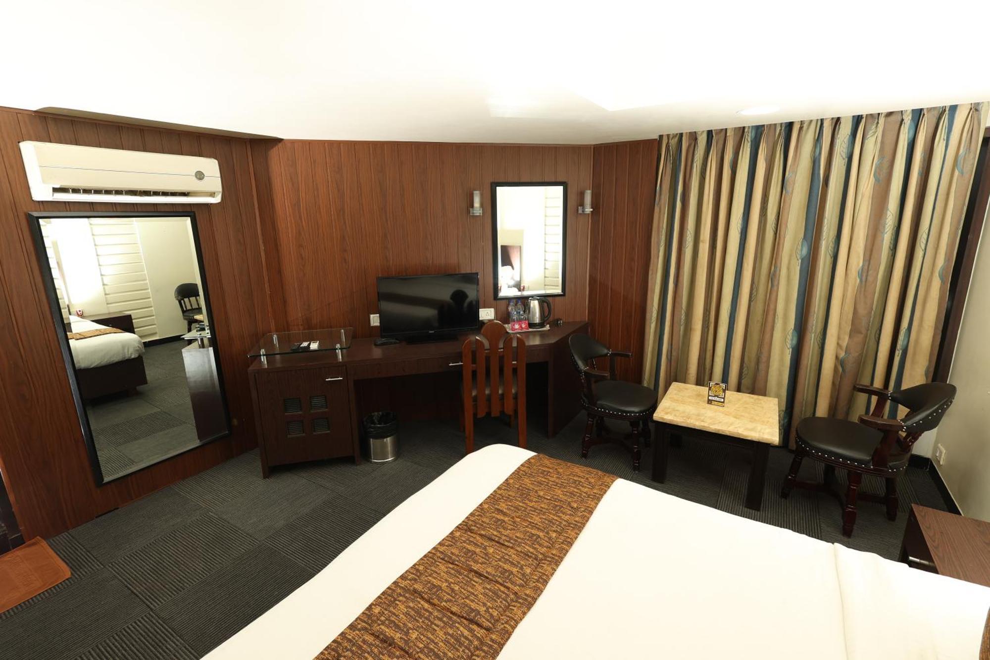 Quaint & Banquet Hotel Mumbai