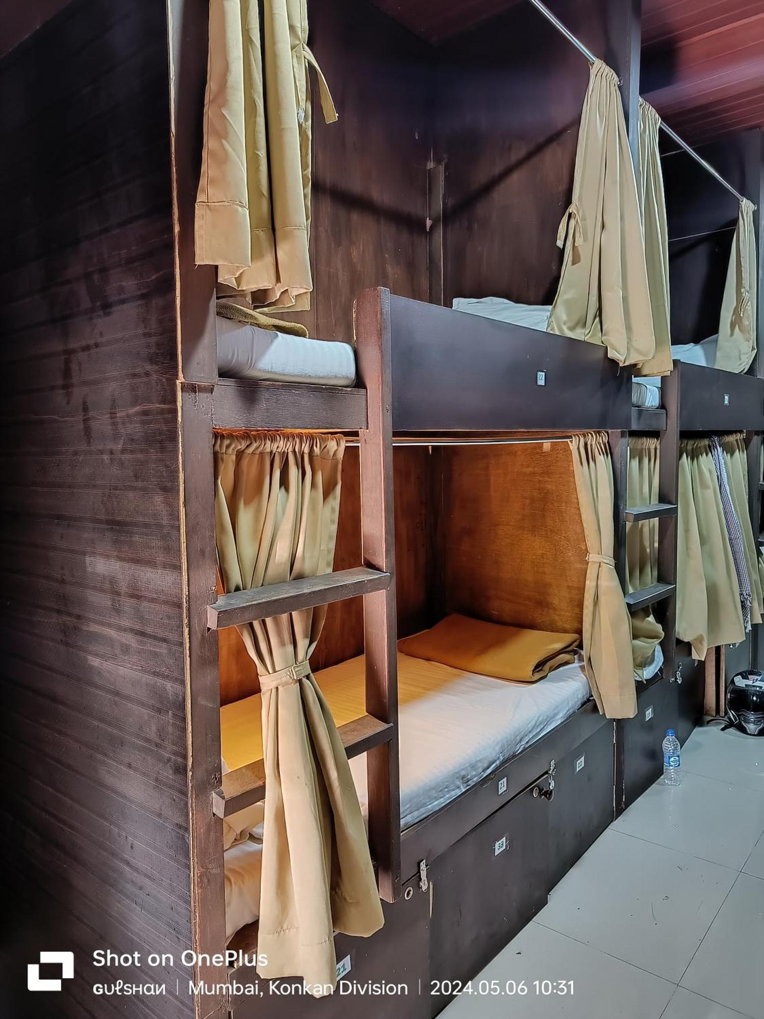 Asra For Male And Female Hotel