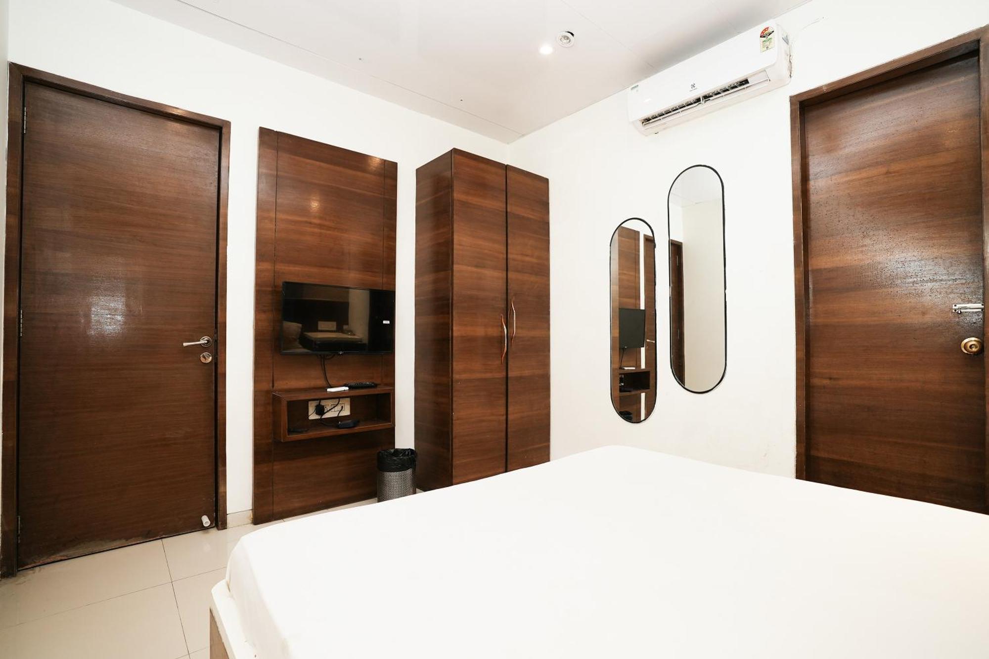 Elegance Hotel Mumbai