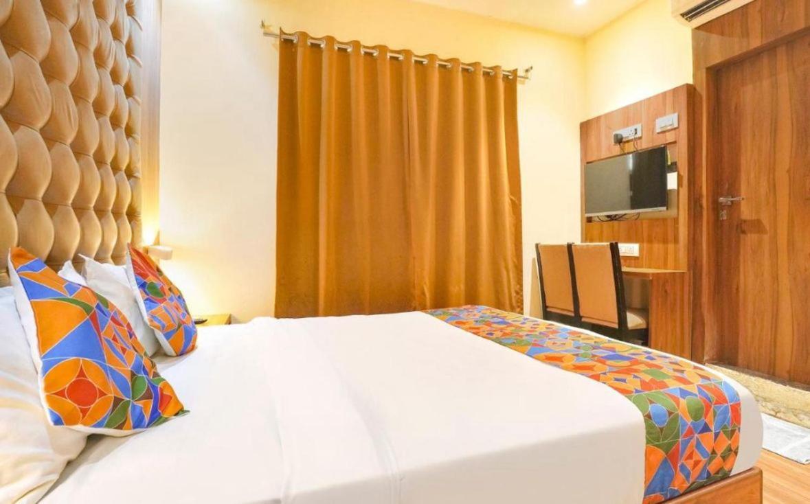 Cozy T2 Airport Hotel