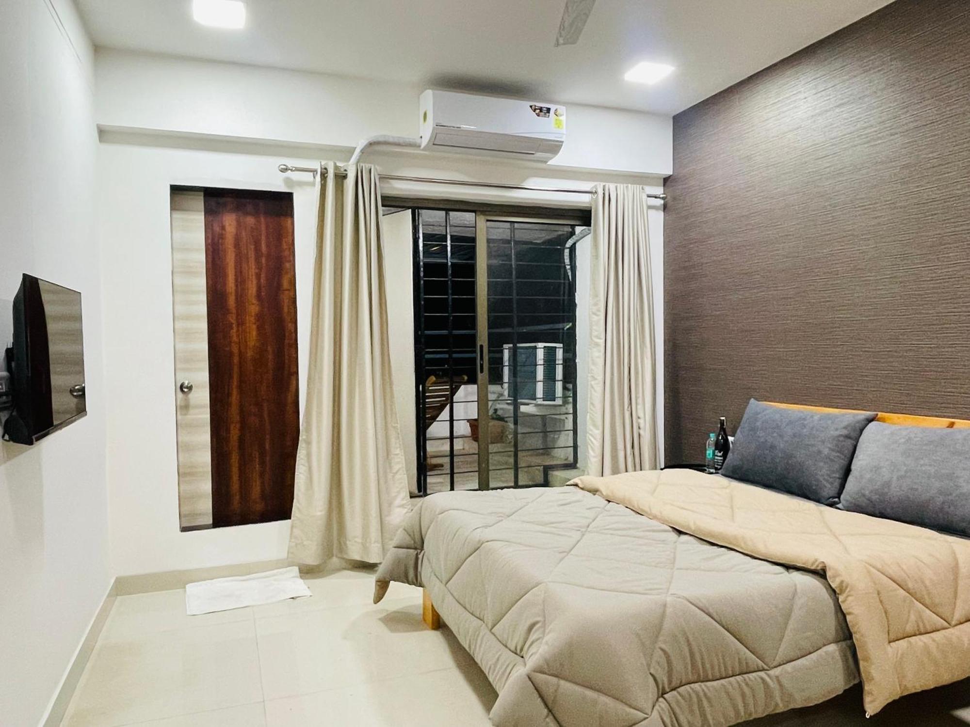 Homestay Luxe-bnb Near Airport *