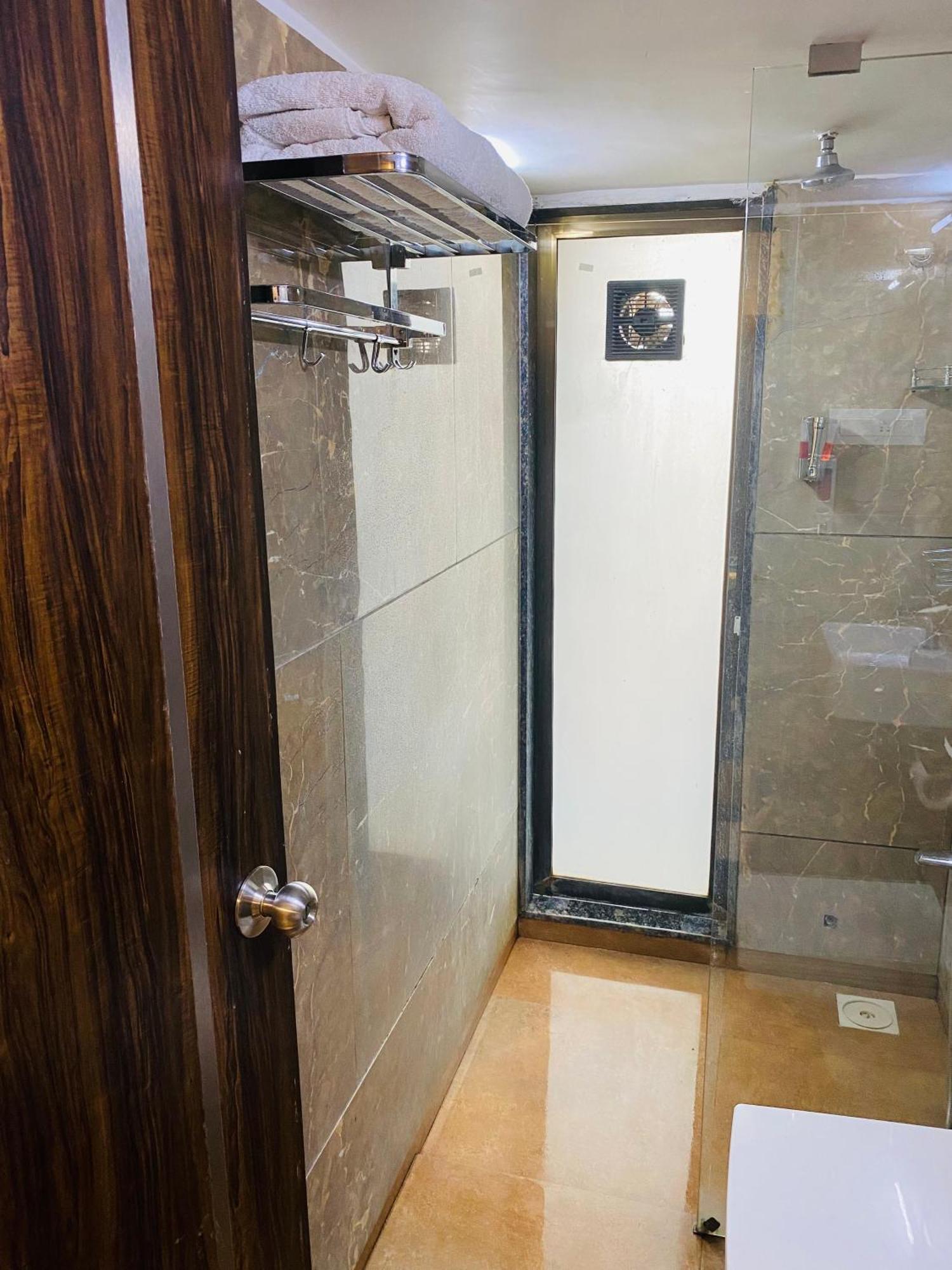 Apartment House Luxury Santacruz East, *