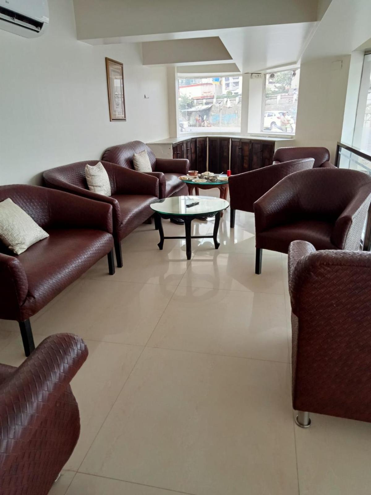 Hotel Jk Regency, Mumbai International 3*
