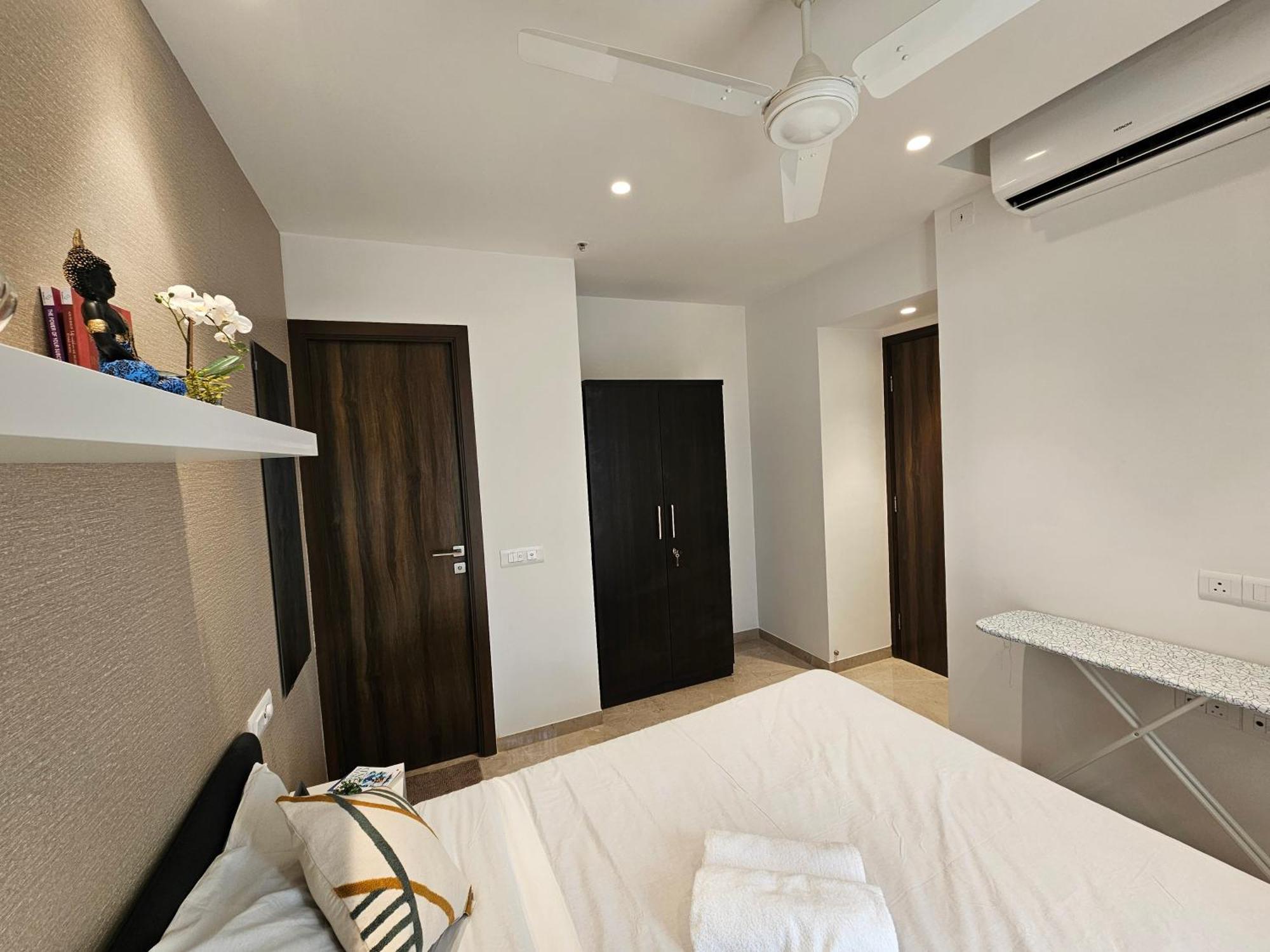Lite - Powai Apartment *