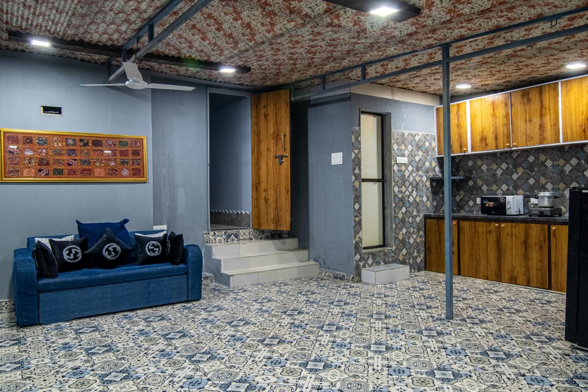 Osi Jogeshwari West Mumbai