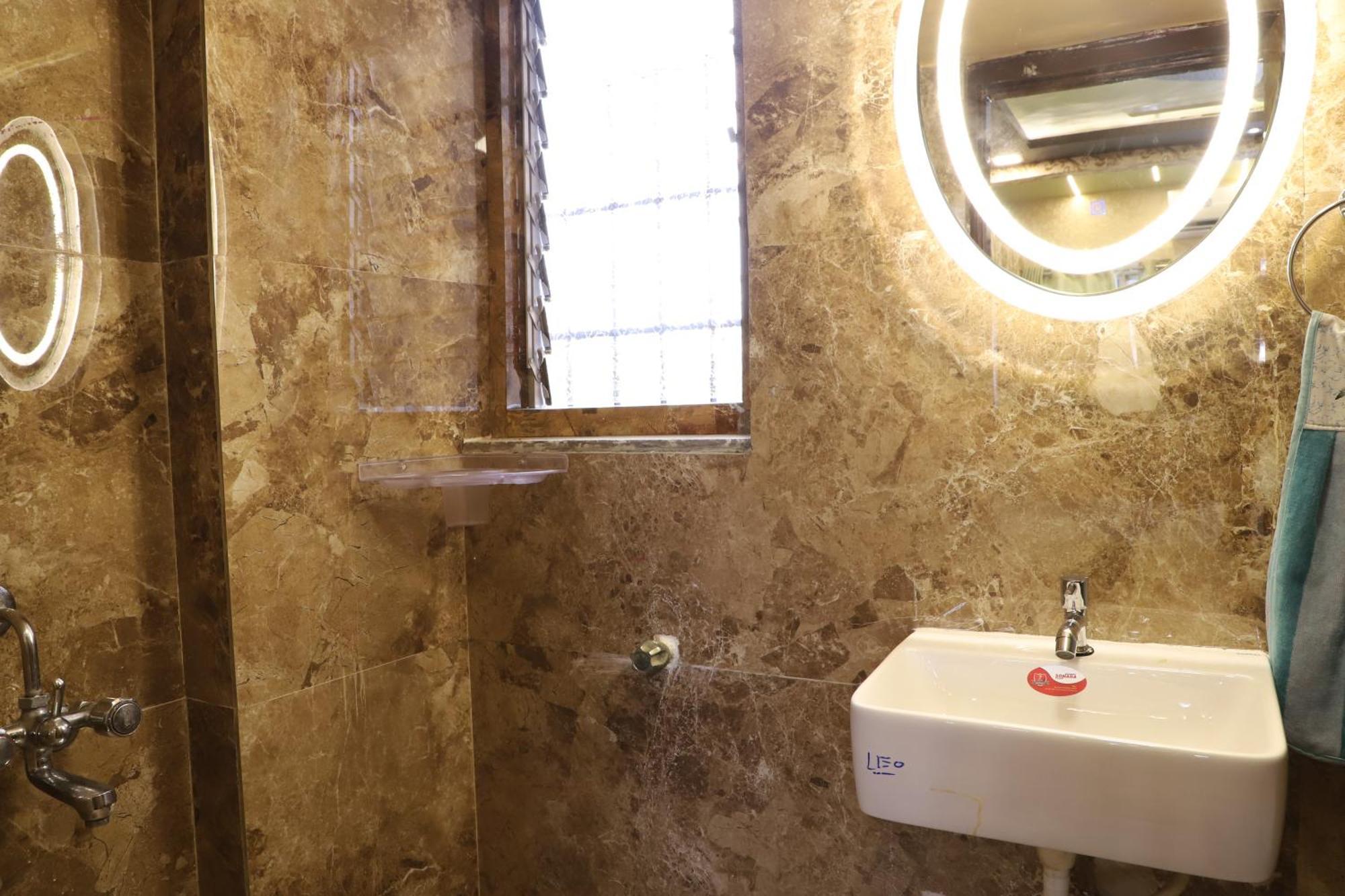 Apartment Osi Andheri West Mumbai