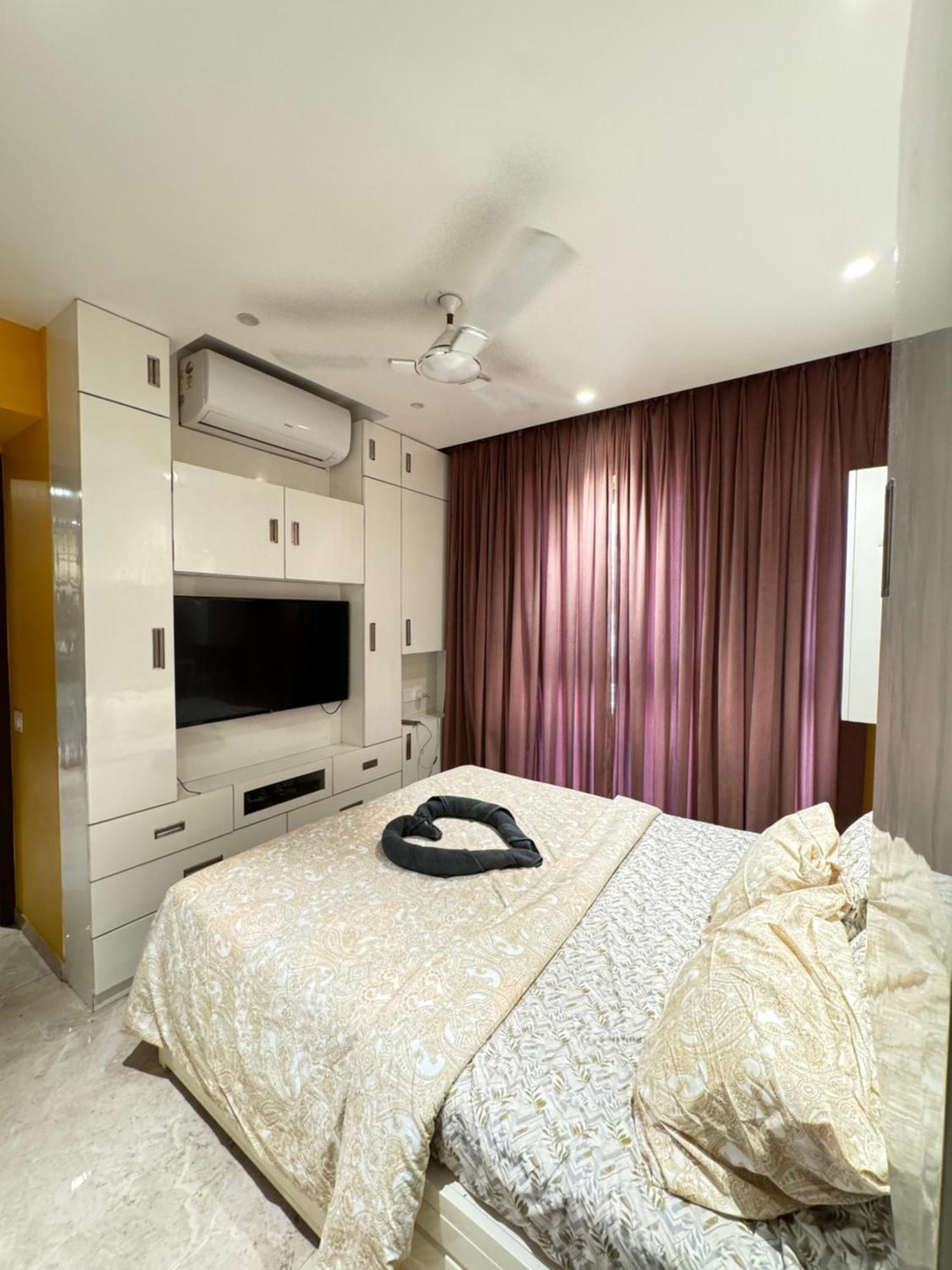 Regent Hill Hirandani Powai Apartment