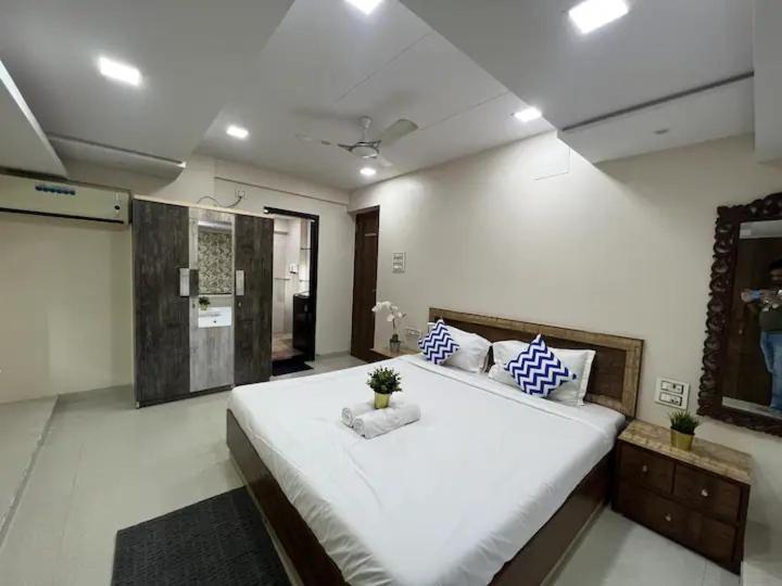 Apartment 3br Service In Parel *
