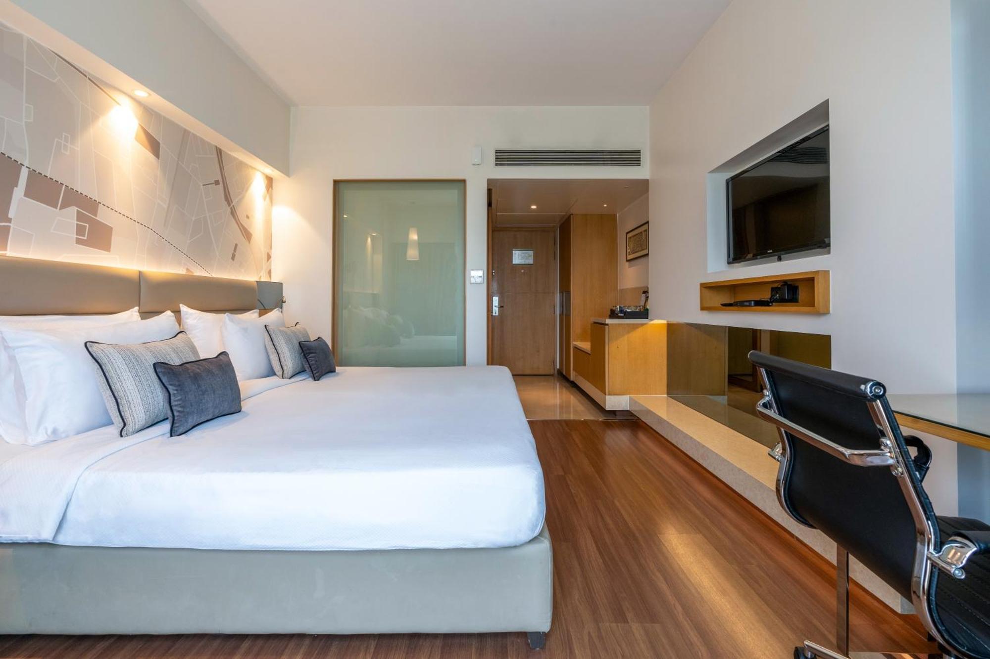 The Fern - Goregaon 5* Mumbai