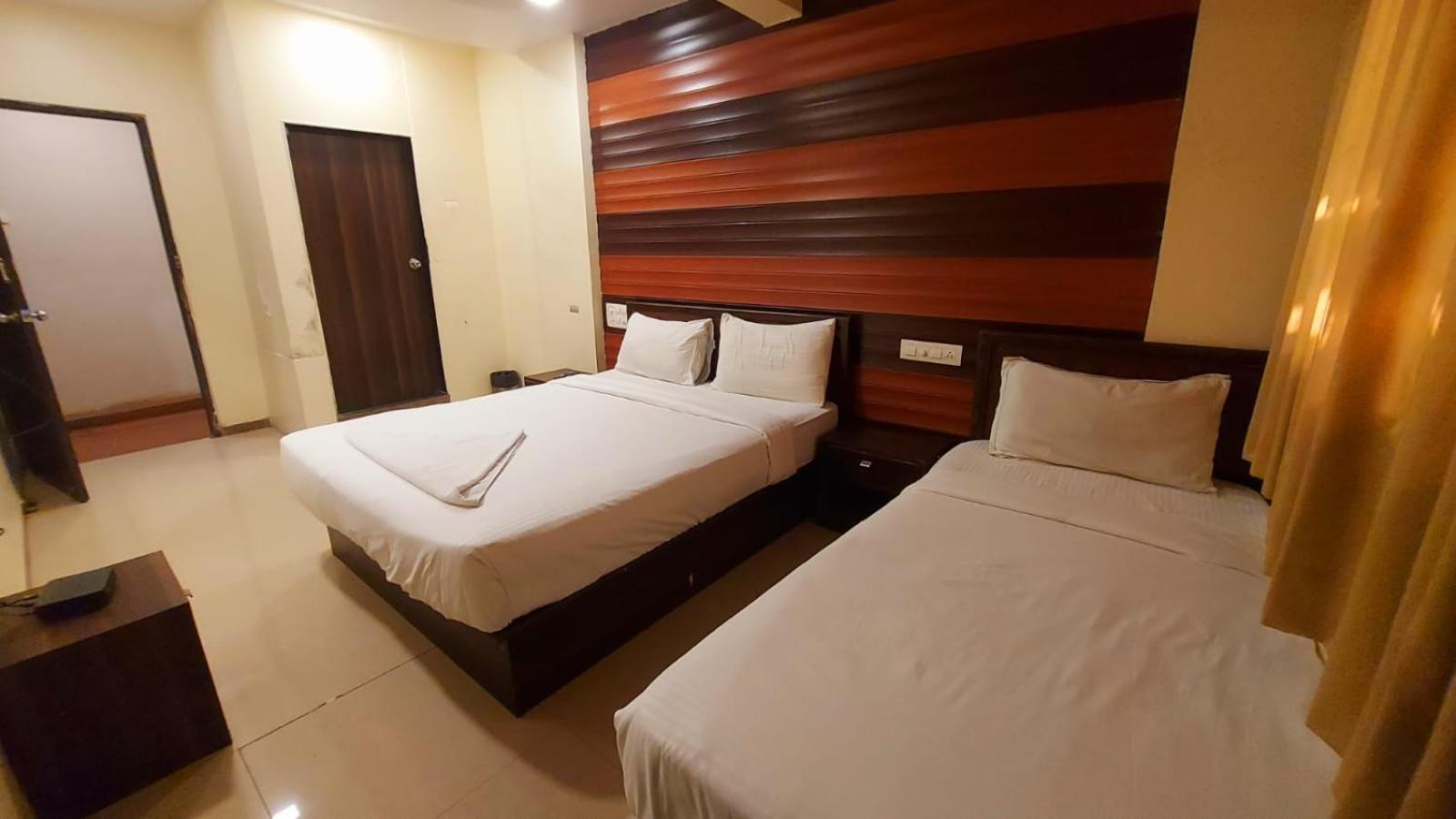 Rigga Kokilaben Dhirubhai Ambani Hospital Hotel