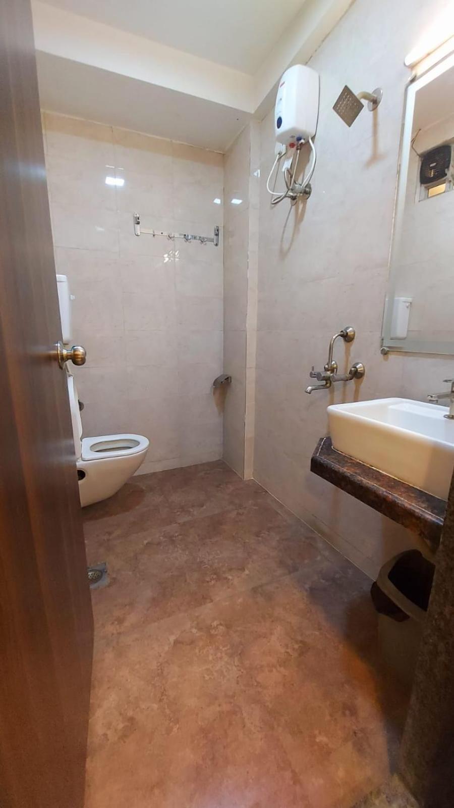 Hotel Rigga Kokilaben Dhirubhai Ambani Hospital 3*