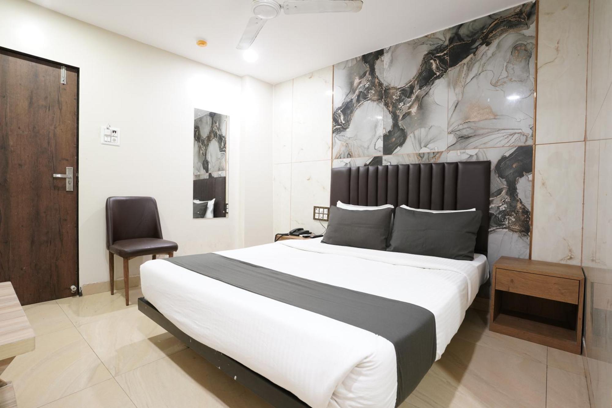 U Life Residency Guest house *