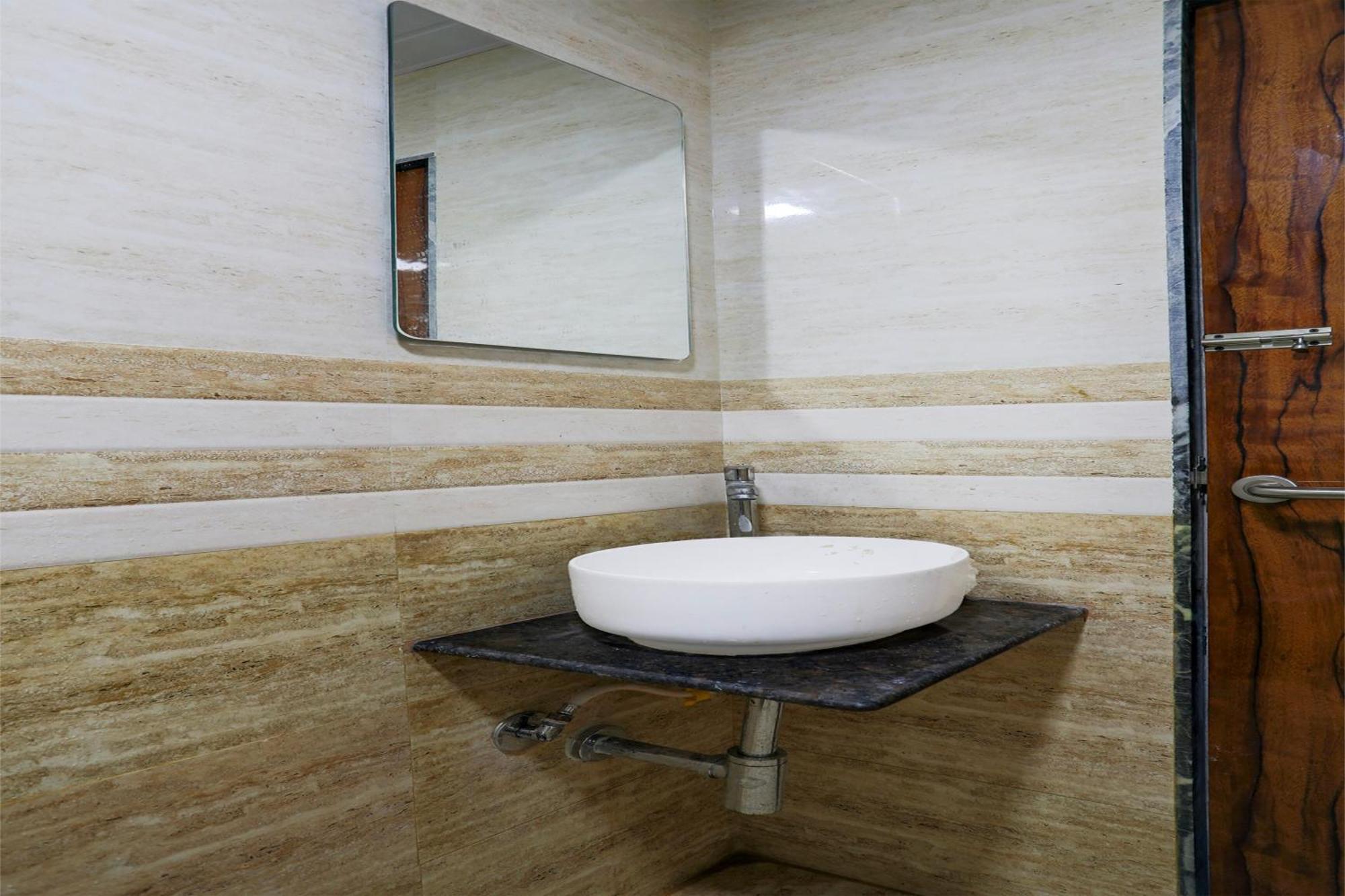 Hotel O Akshay 4*