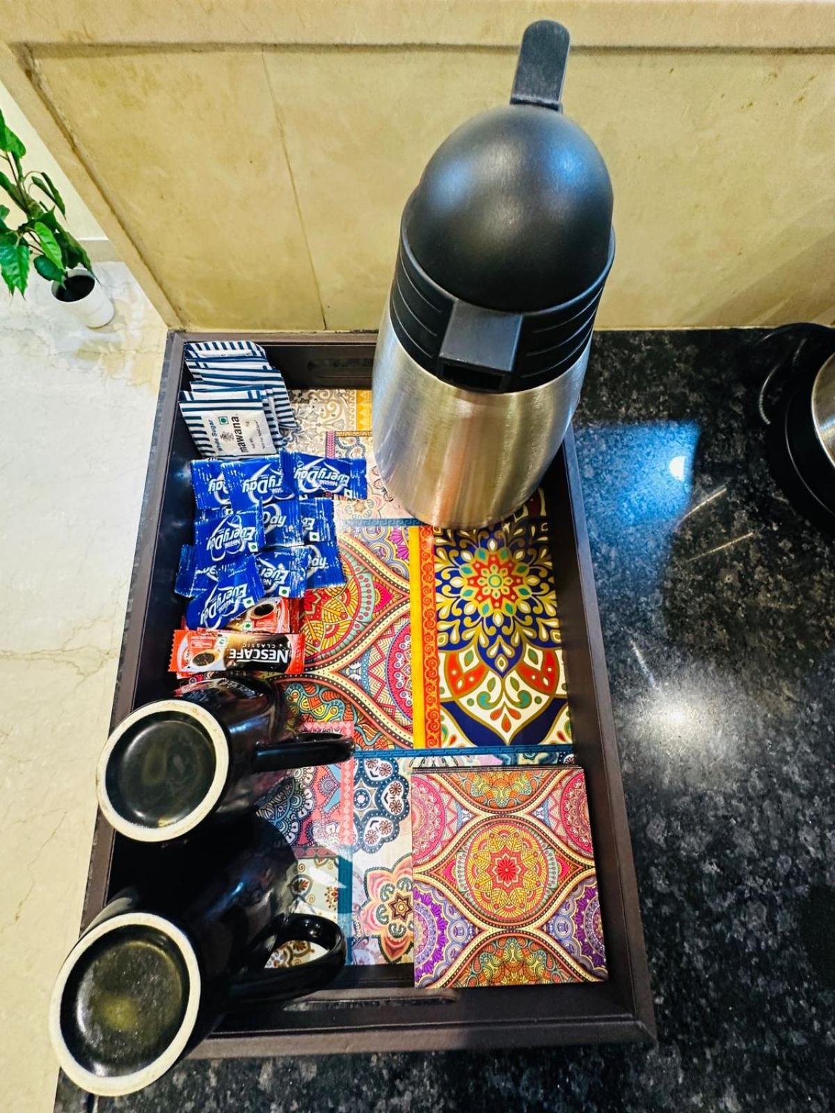 1br Service In Bkc By Florastays Mumbai
