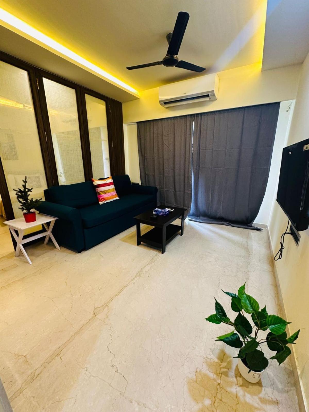 1br Service In Bkc By Florastays Apartment Mumbai