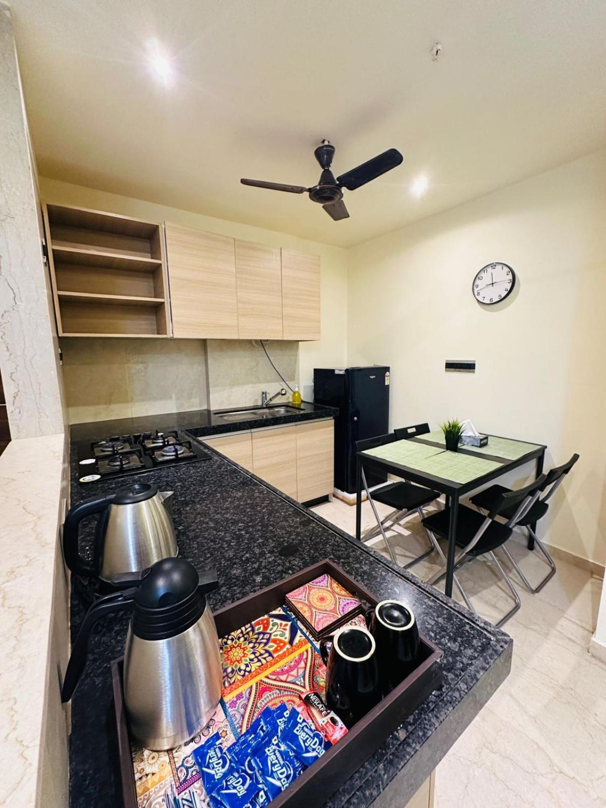 1br Service In Bkc By Florastays Apartment *