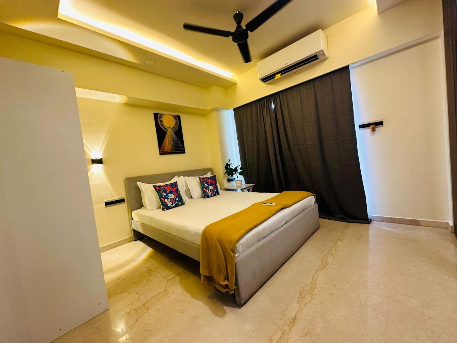 Apartment 1br Service In Bkc By Florastays