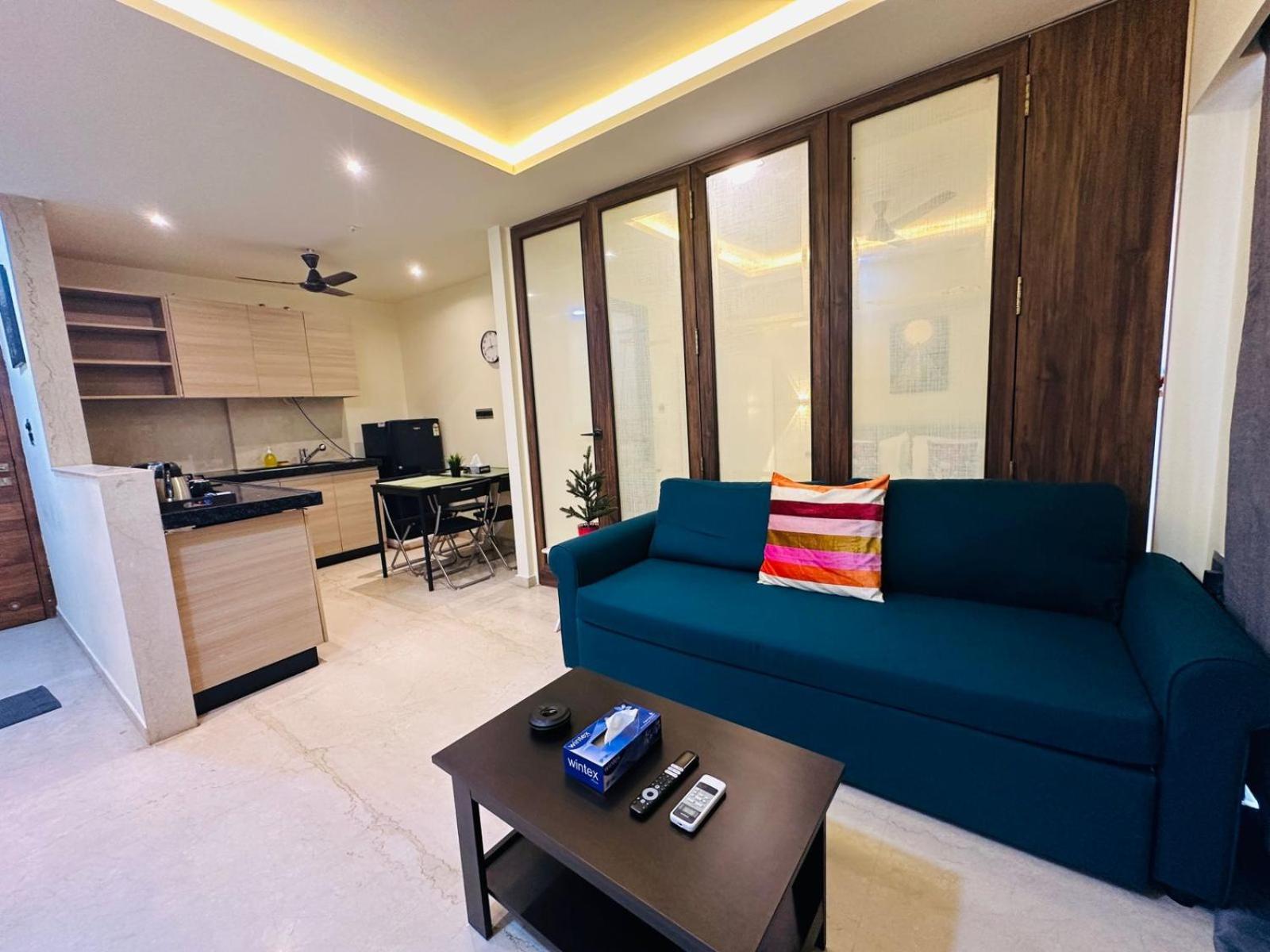 Apartment 1br Service In Bkc By Florastays *