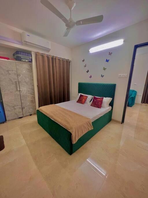 Apartment Hillview Comfy Flat In Dahisar *