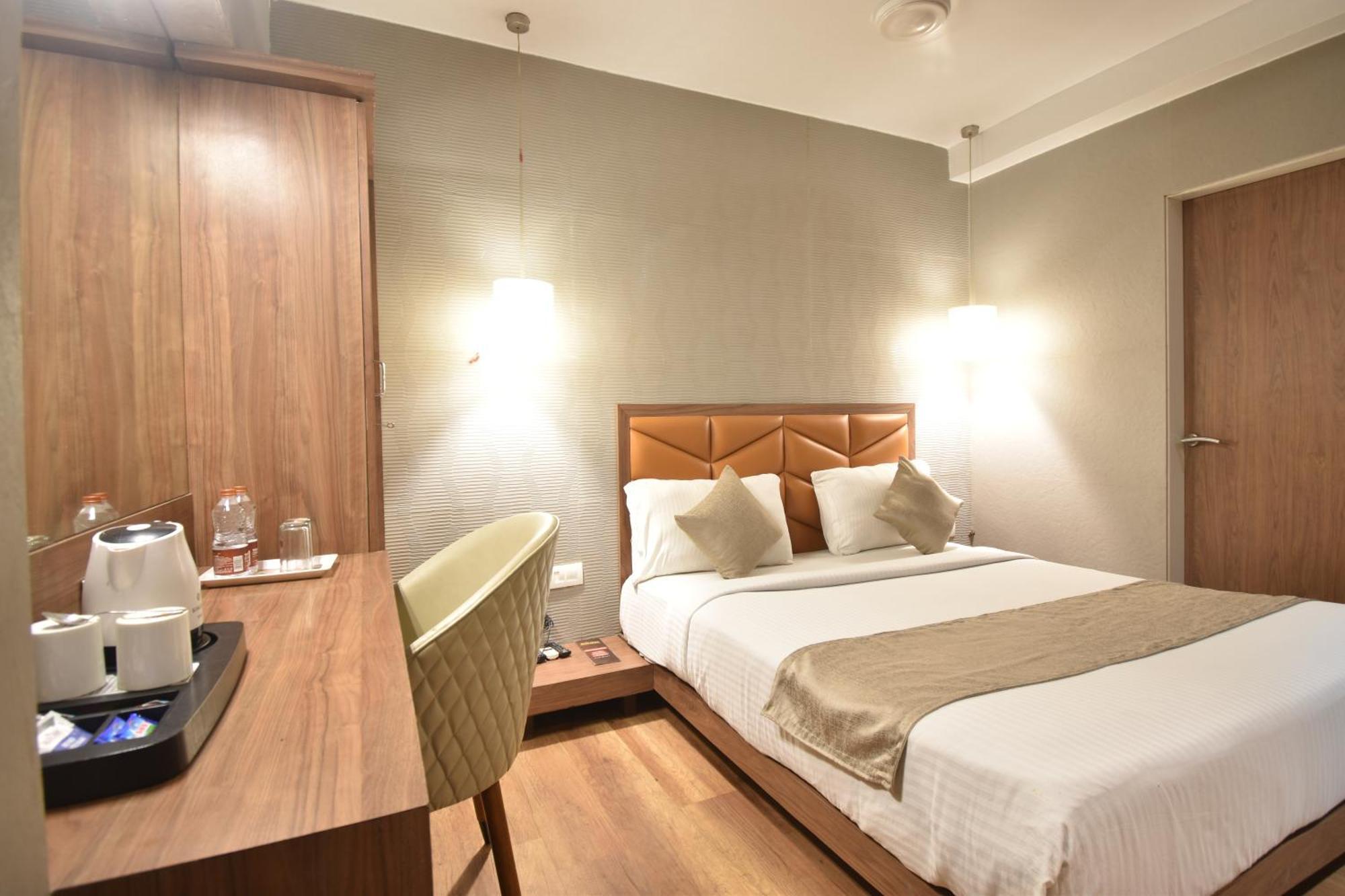 The Aarya A Smart Business 3* Mumbai